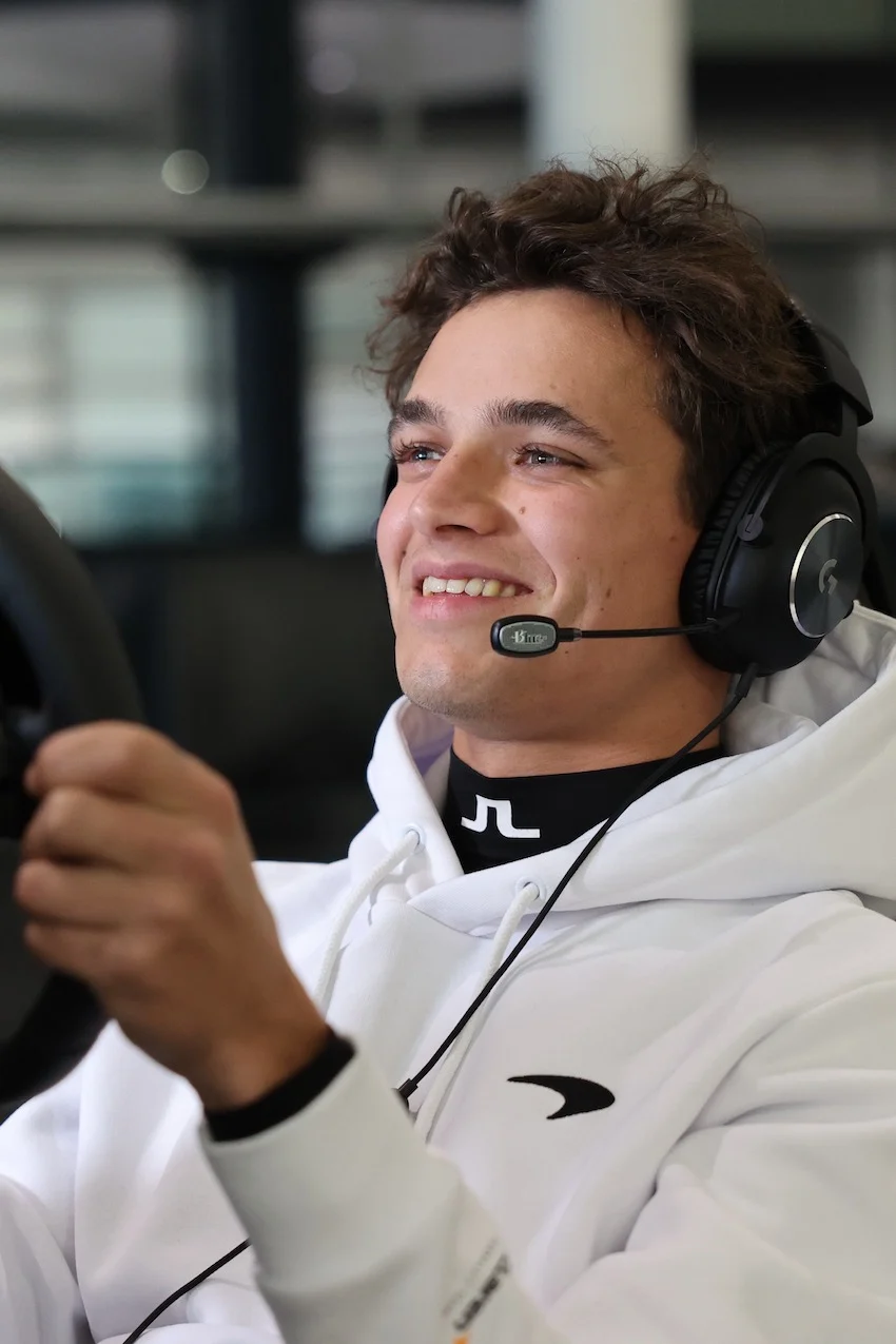 Gaming Logitech McLaren G Challenge