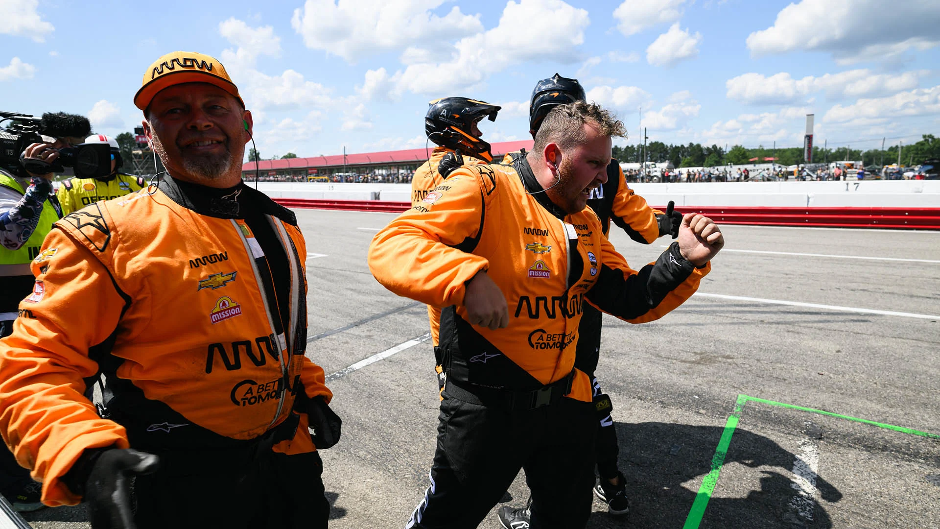 Indycar - 2024 - Grand-prix-at-mid-ohio - Gallery-2024-indy-200-at-mid-ohio - Post-race Crew Celebrations Indy 200 at Mid-Ohio - 5