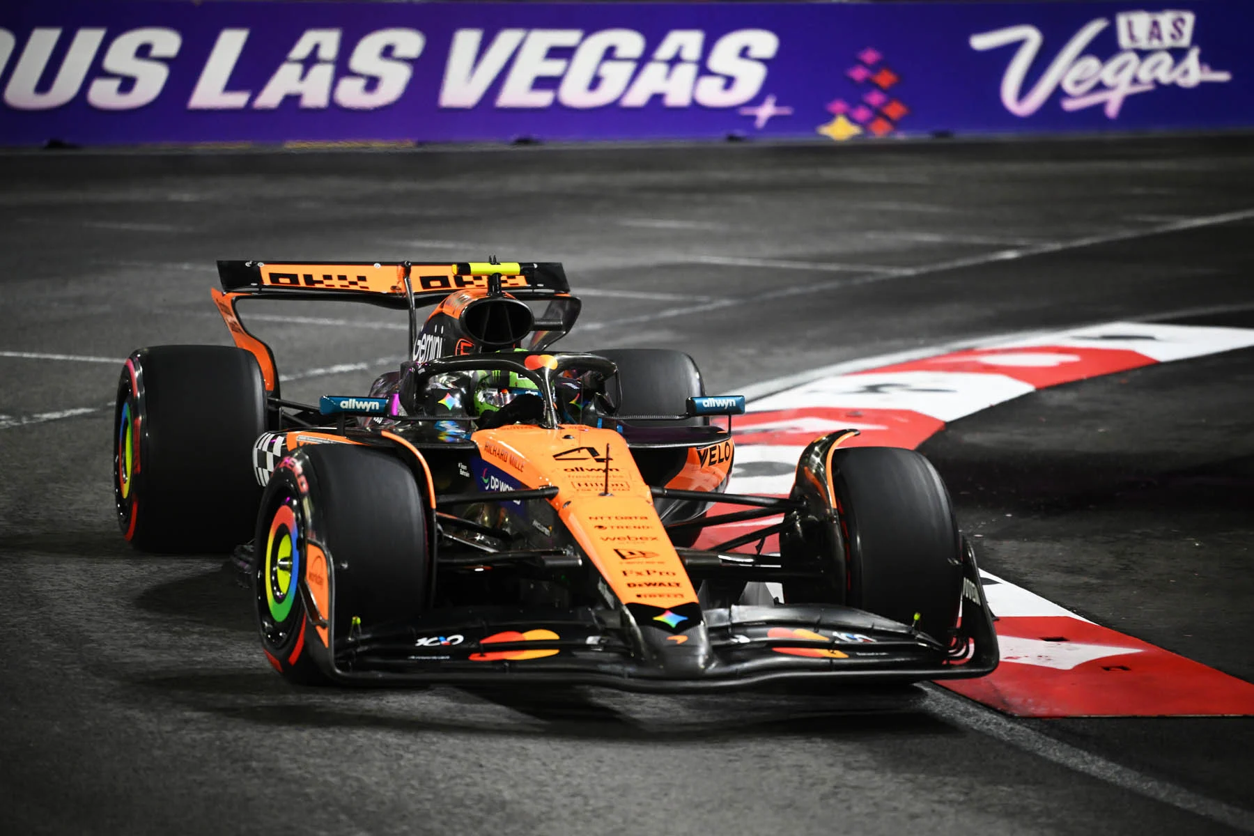 Formula-1 - 2025 - Las-vegas-grand-prix - Qualifying-report - 2025 Las Vegas Grand Prix – McLaren Qualifying Report "Pole in such tricky conditions was definitely not easy, but that makes the result even better" - 3