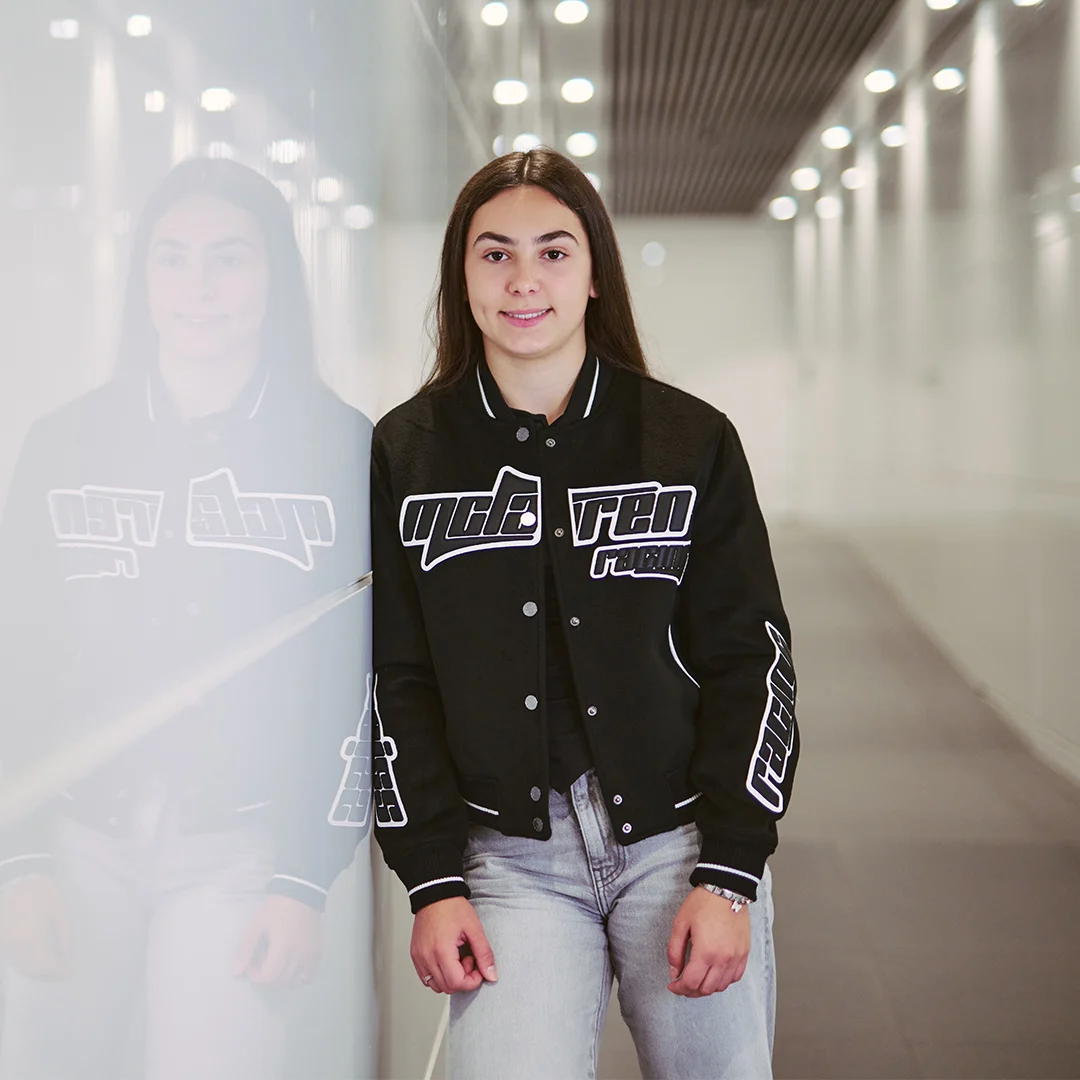 Descriptive Card - Interview: Ella assesses her progression a year on from her debut