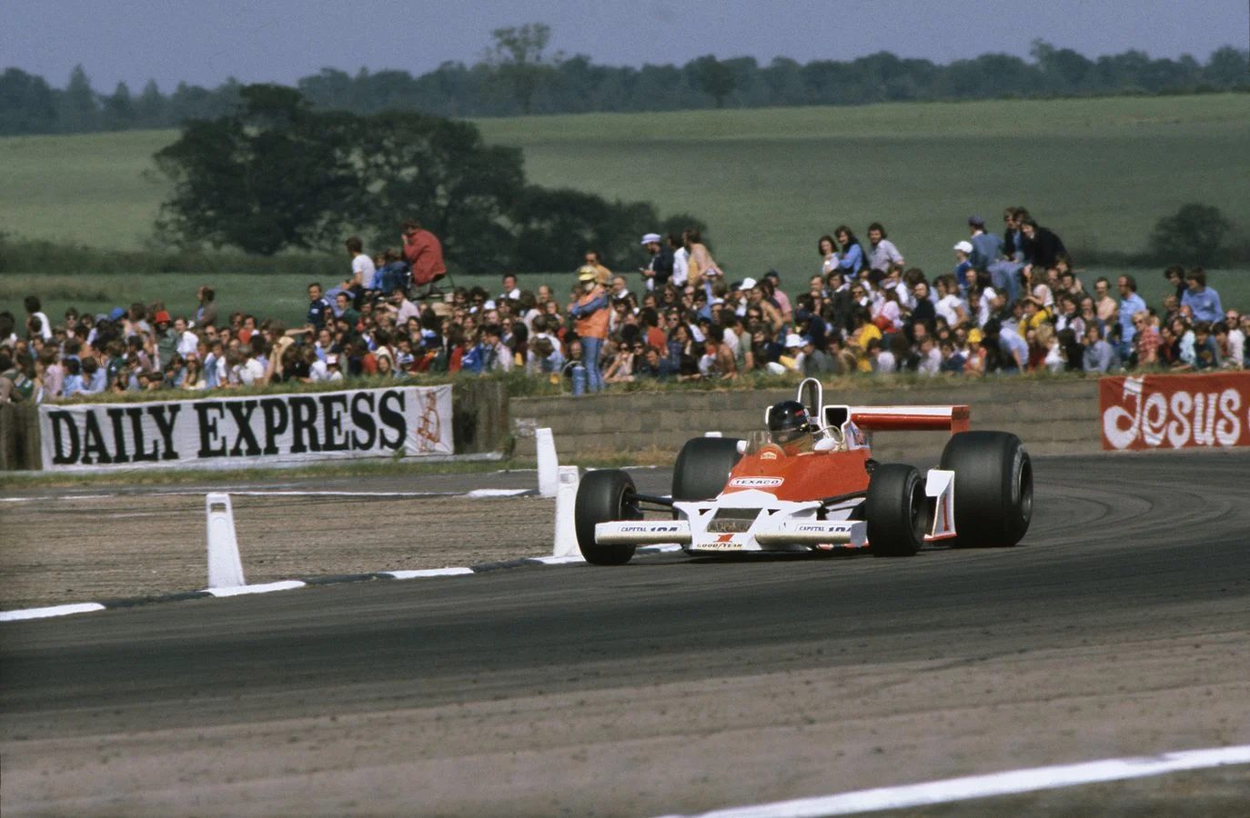 Heritage - Formula-1 - Cars - 1977-formula-1-mclaren-m26 - Overlooked-mclaren-m26