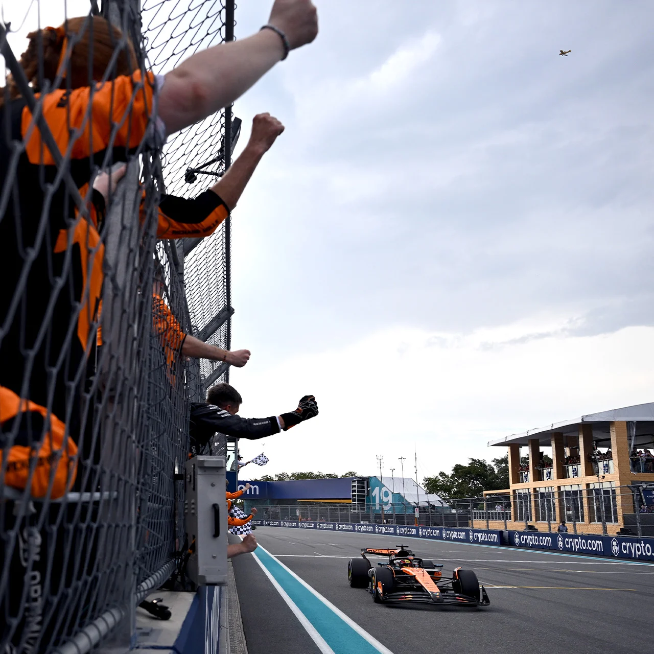 Formula 1 2025 - Miami Grand Prix Oscar P1, Lando P2 32.014s ahead of George Russell