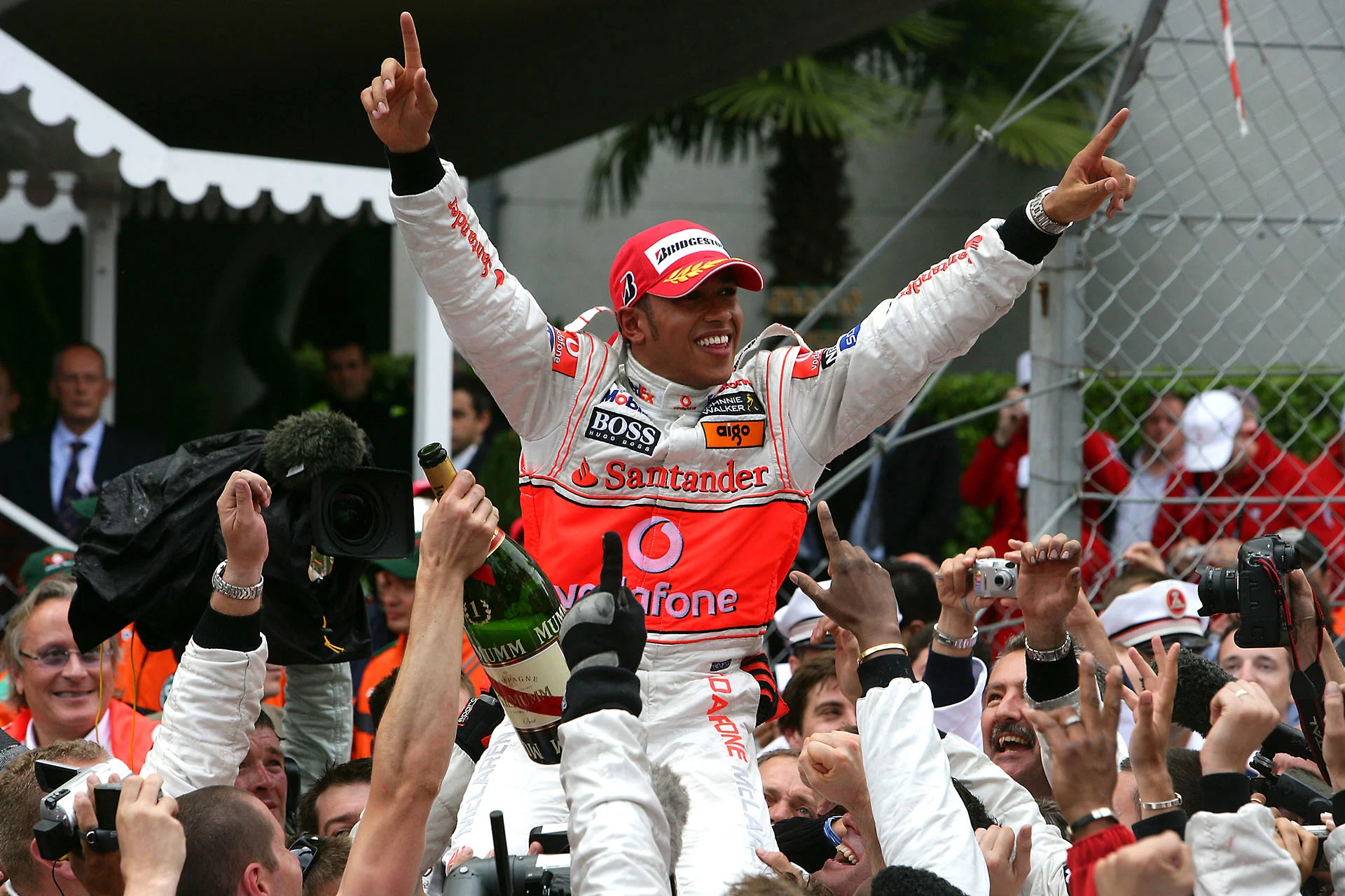 Heritage - How-good-were-mclaren-lewis-hamilton-2008-formula-1