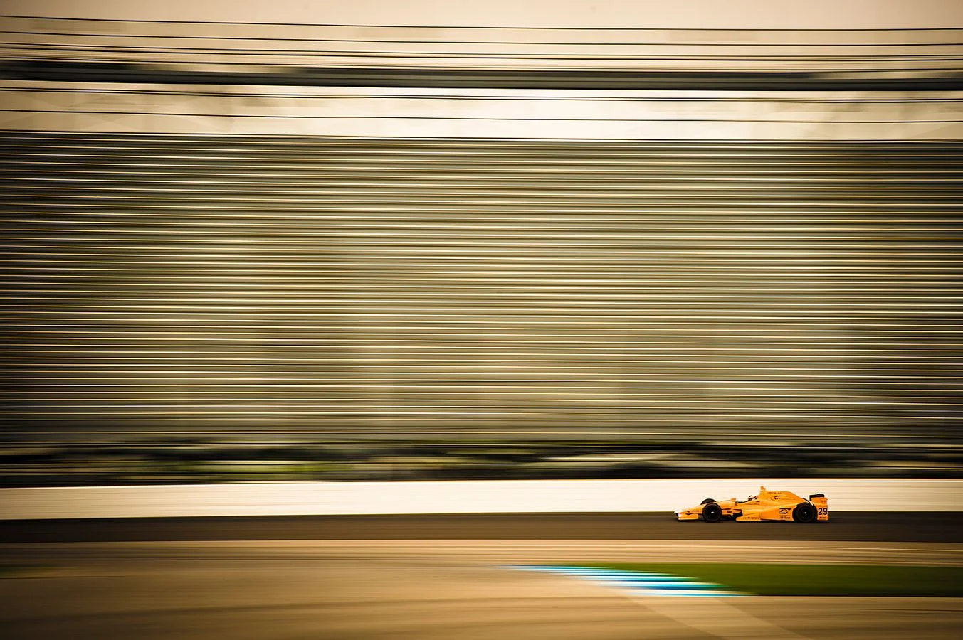 Indycar - 2017 - Fernando-takes-track-mclaren-honda-andretti-29 - Fernando takes to the track with the McLaren-Honda-Andretti #29 Fernando completes his Rookie Orientation Programme - 5