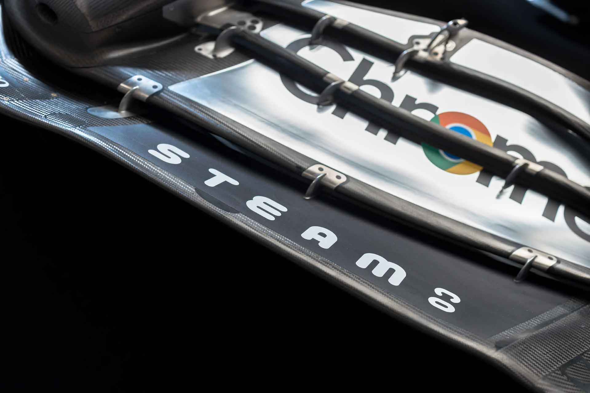 Formula-1 - 2023 - British-grand-prix - Mclaren-racing-and-google-unveil-chrome-throwback-livery-for-british-grand-prix - Up close and personal MCL60 - 2