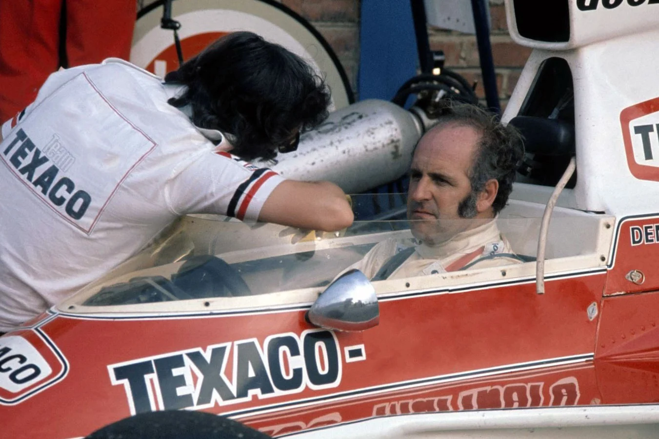 Heritage - Formula-1 - Drivers - Denny-hulme - Happy-birthday-denny-2145785