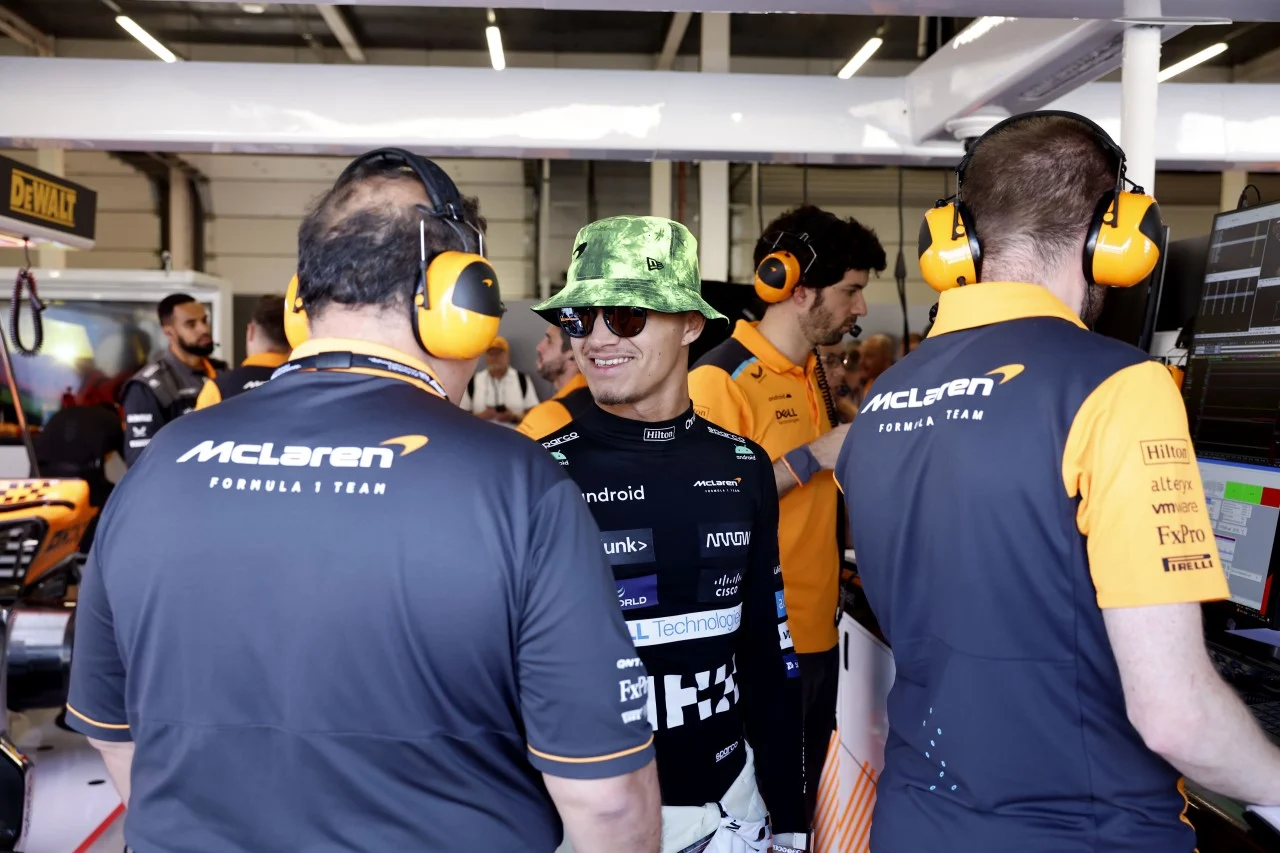 Formula-1 - 2023 - British-grand-prix - The-engineering-room