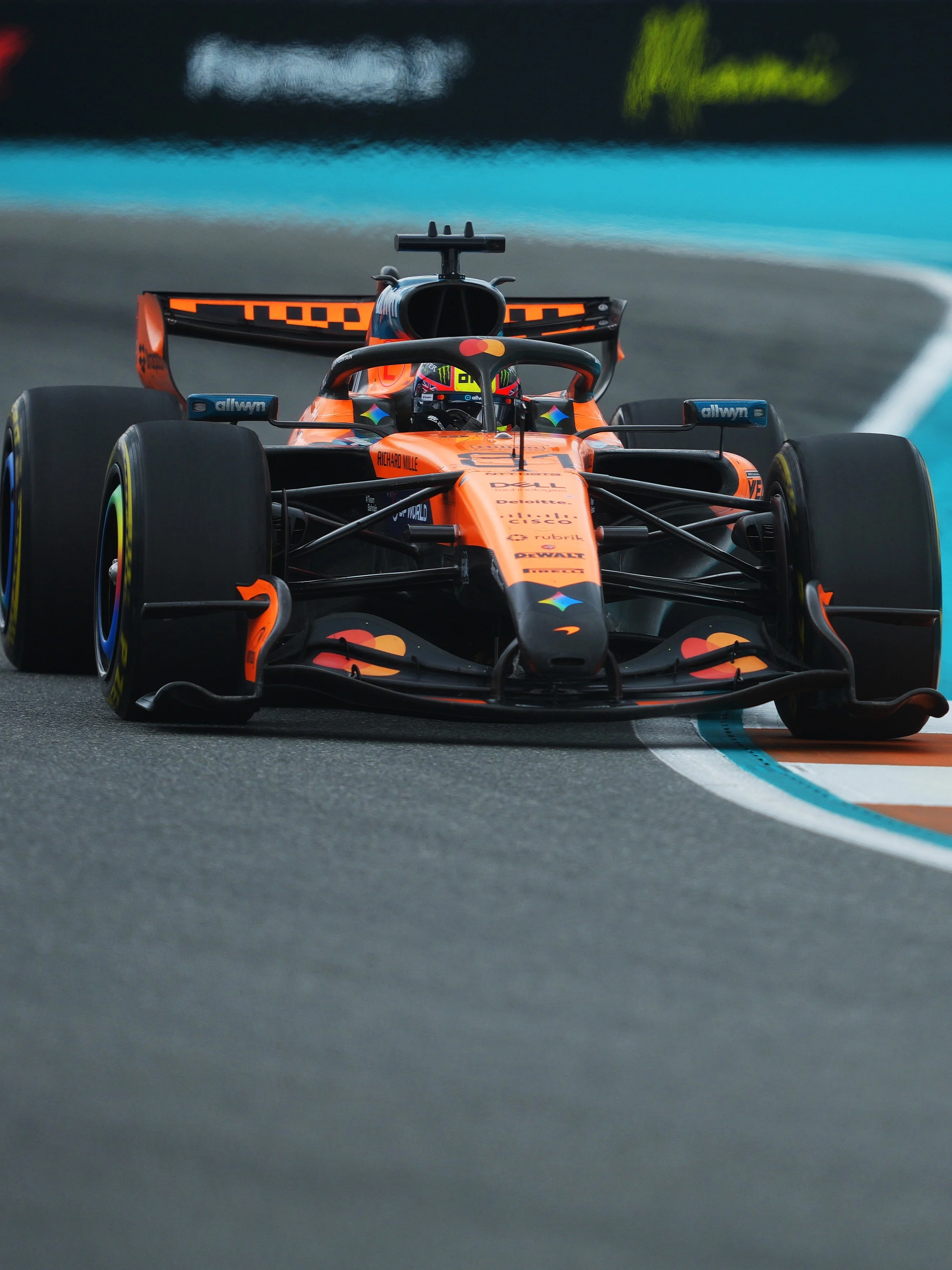 Wallpaper - Image - Formula 1 - 2026 - Miami GP - Oscar Piastri - Mobile