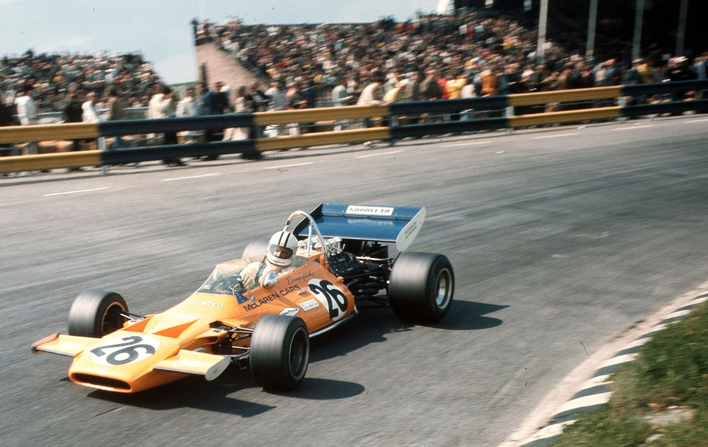 Heritage - Formula-1 - Drivers - Denny-hulme - Bruce-denny