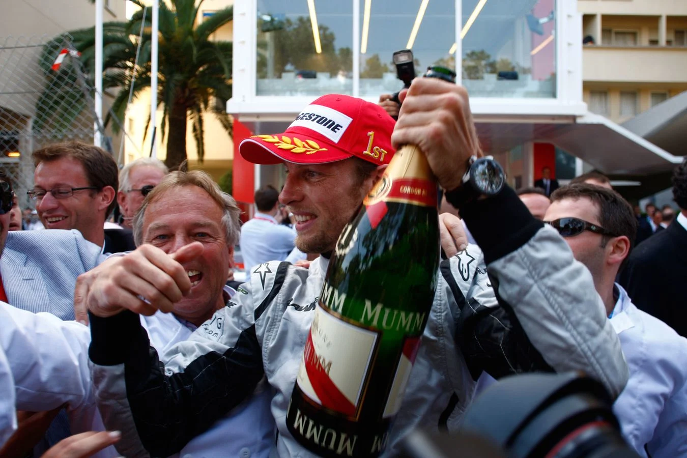 Heritage - Formula-1 - Drivers - Jenson-button - Jenson-250-not-out - Jenson: 250 not out  - 32