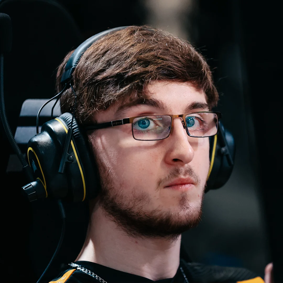 Debrief with our McLaren Shadow drivers Lucas Blakeley and Wilson Hughes, and Team Manager, Joel Chapman, after Round 2 and 3.