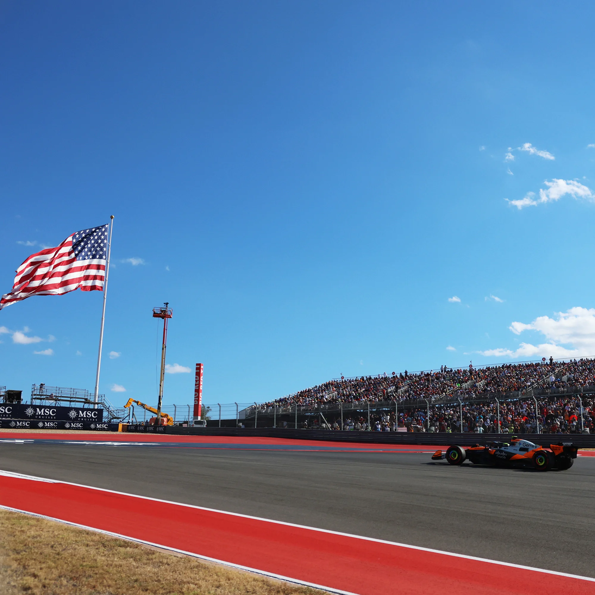 Oscar Piastri driving the (81) McLaren MCL39 on track during the F1 Grand Prix of United States at Circuit of The Americas 2025