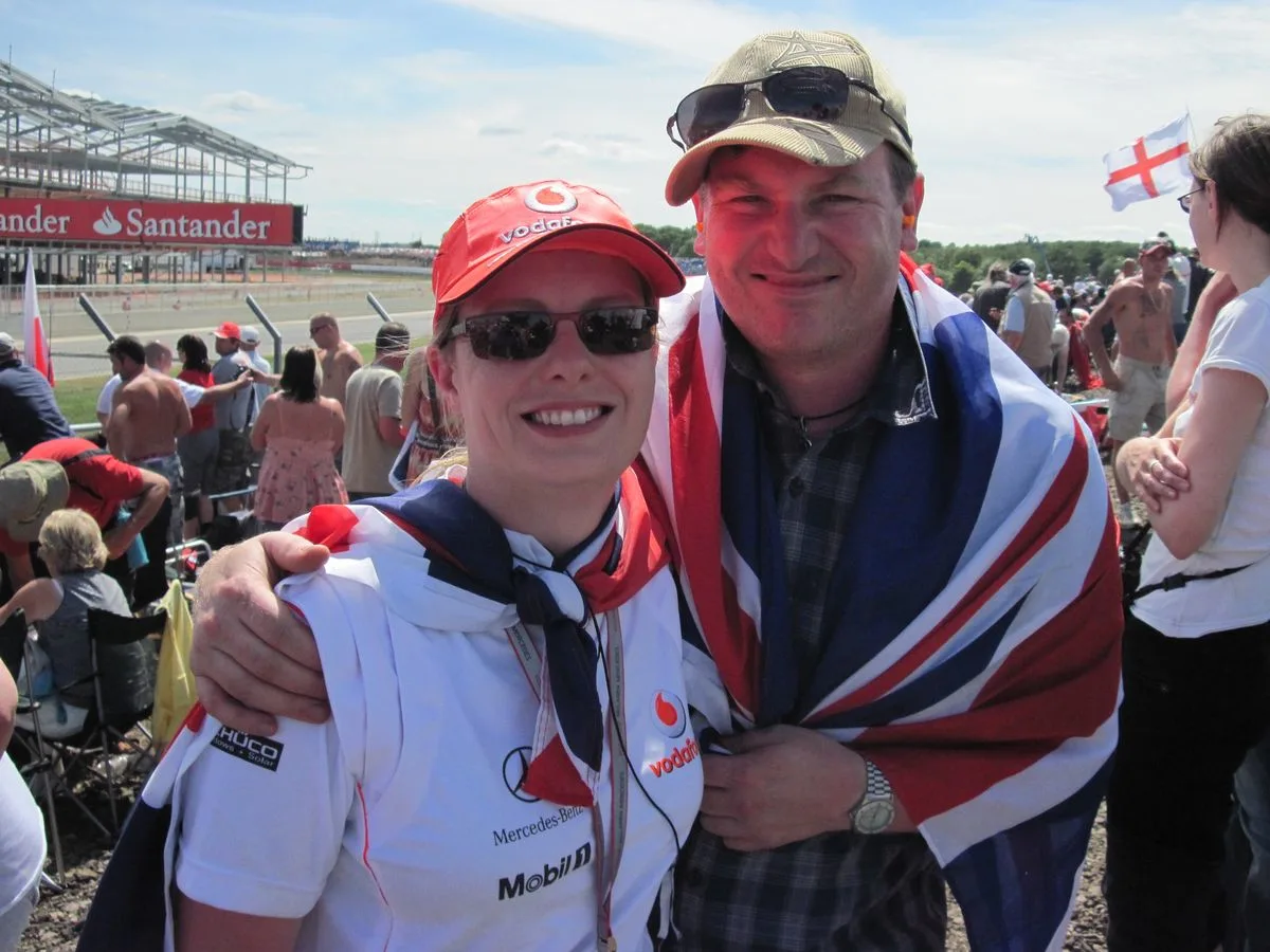 Button bounced back, 2010