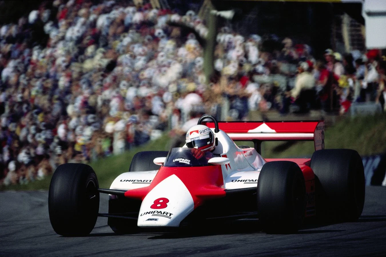 Latest-news - Mclarenracing - Article - Mclaren-pays-tribute-niki-lauda