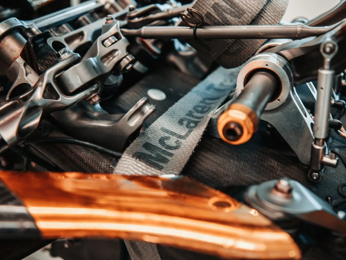 Heritage - Heritage-beauty-mp4-25 - Heritage beauty Spotted: the efficacious 2010 MP4-25 at McLaren HQ - 4