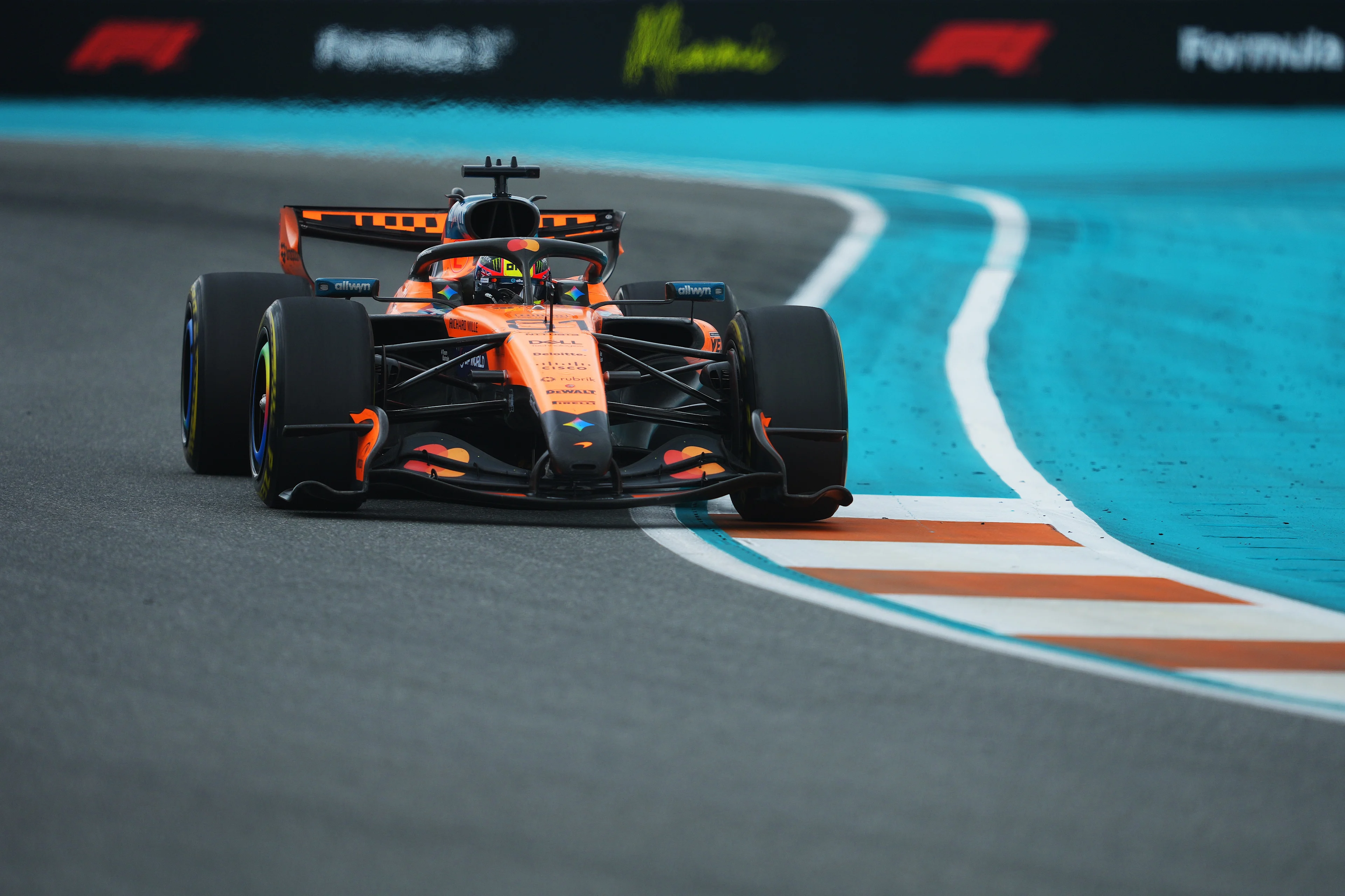 Wallpaper - Image - Formula 1 - 2026 - Miami GP - Oscar Piastri - Desktop