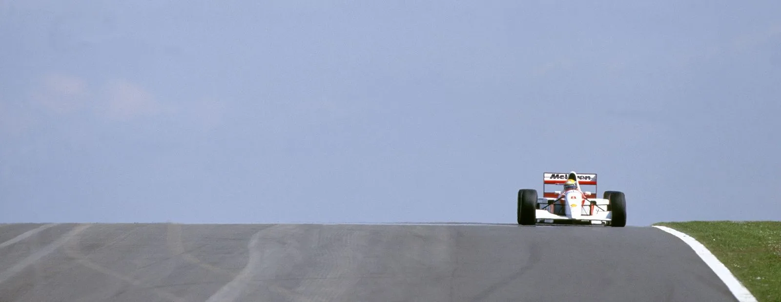 Heritage - Trophies - Mclaren-trophies-european-gp-1993 - Legendary Laps - 1