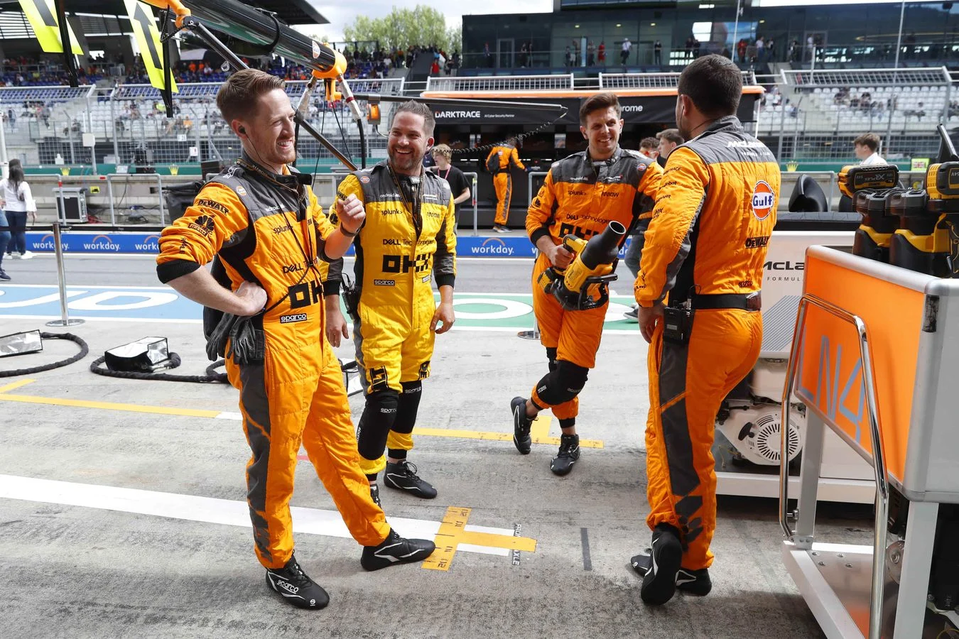 2022 Austrian Grand Prix – Sprint "The plan for tomorrow is: race hard, move up further positions, score points with both cars" - 5