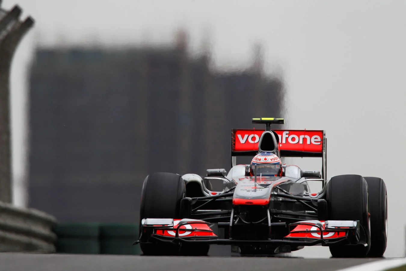 Heritage - Formula-1 - Drivers - Jenson-button - Jenson-250-not-out