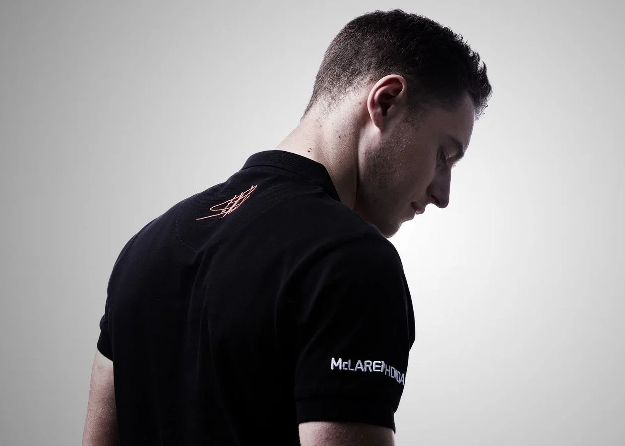 Heritage - Formula-1 - Drivers - Stoffel-vandoorne - Get-your-stoffel-vandoorne-kit-on - Get your Stoffel Vandoorne kit on Available at the McLaren Store now - 2