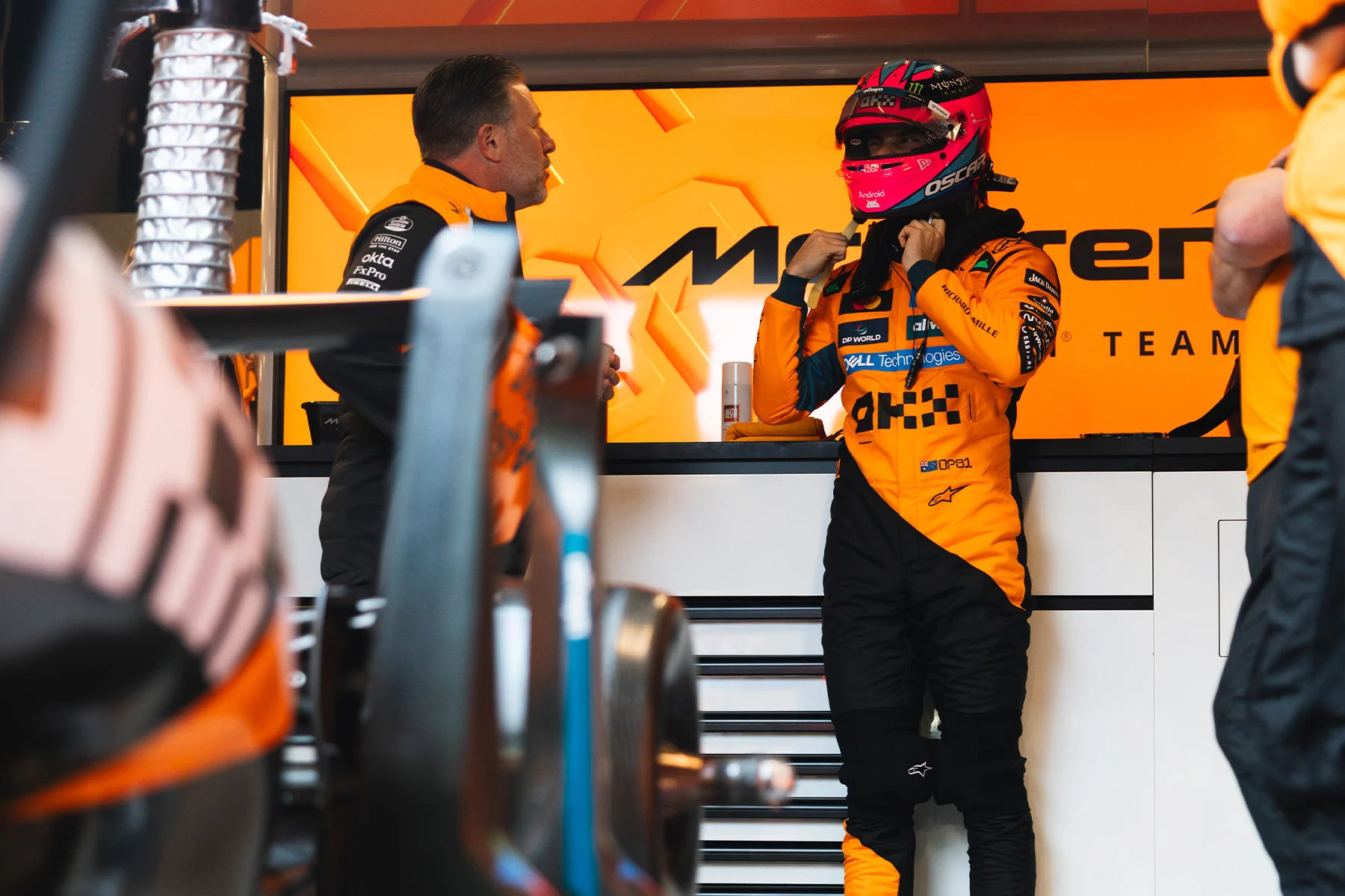 Descriptive Card - The Las Vegas Grand Prix Briefing - powered by Google Cloud