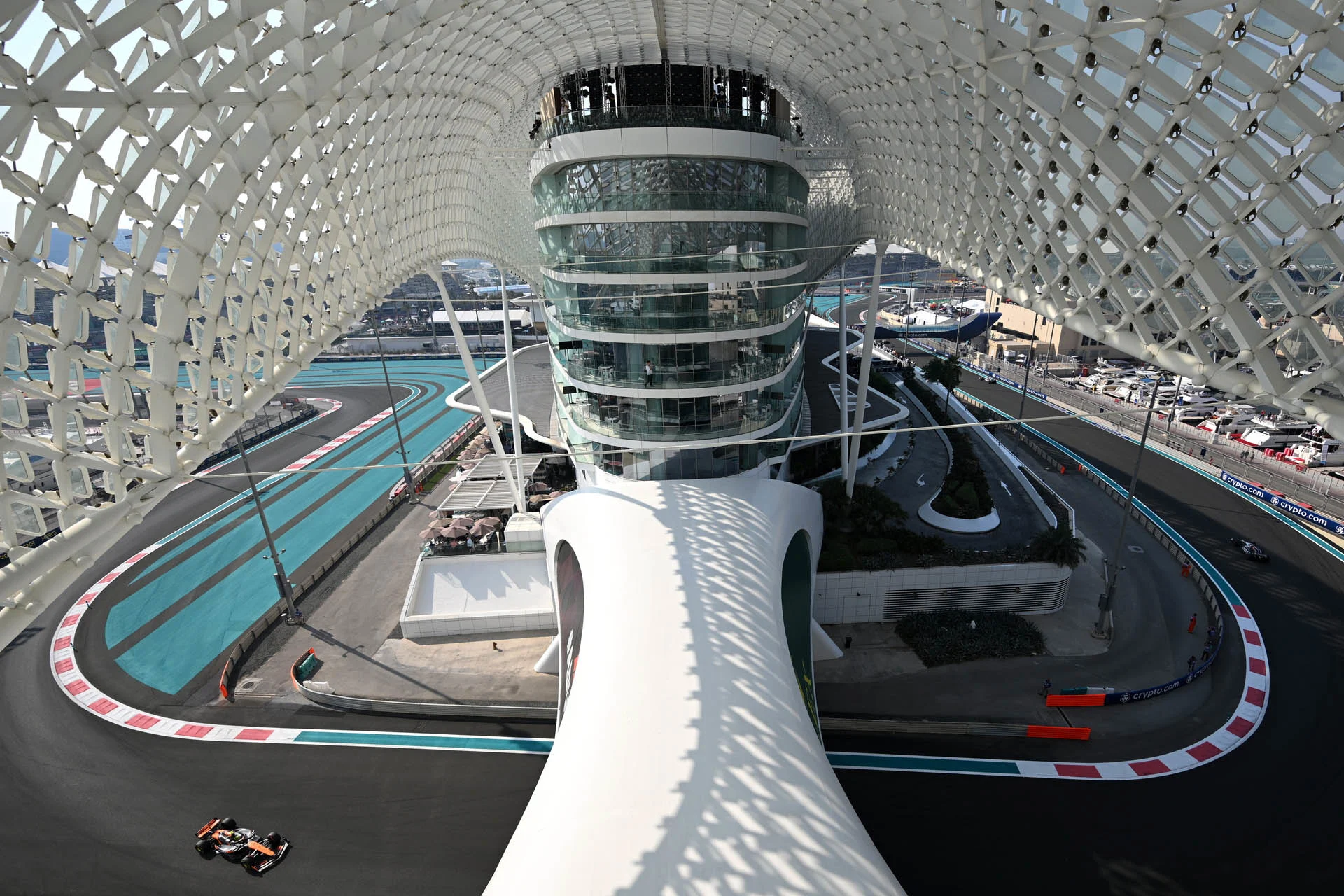 Formula-1 - 2024 - Abu-dhabi-grand-prix - 2024-abu-dhabi-grand-prix-practice-report - 2024 Abu Dhabi Grand Prix – Practice Report “We need to stay focused" - 4