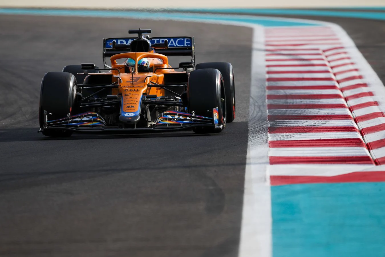Abu Dhabi test: Day 1 "It's been a good day of testing" - 5
