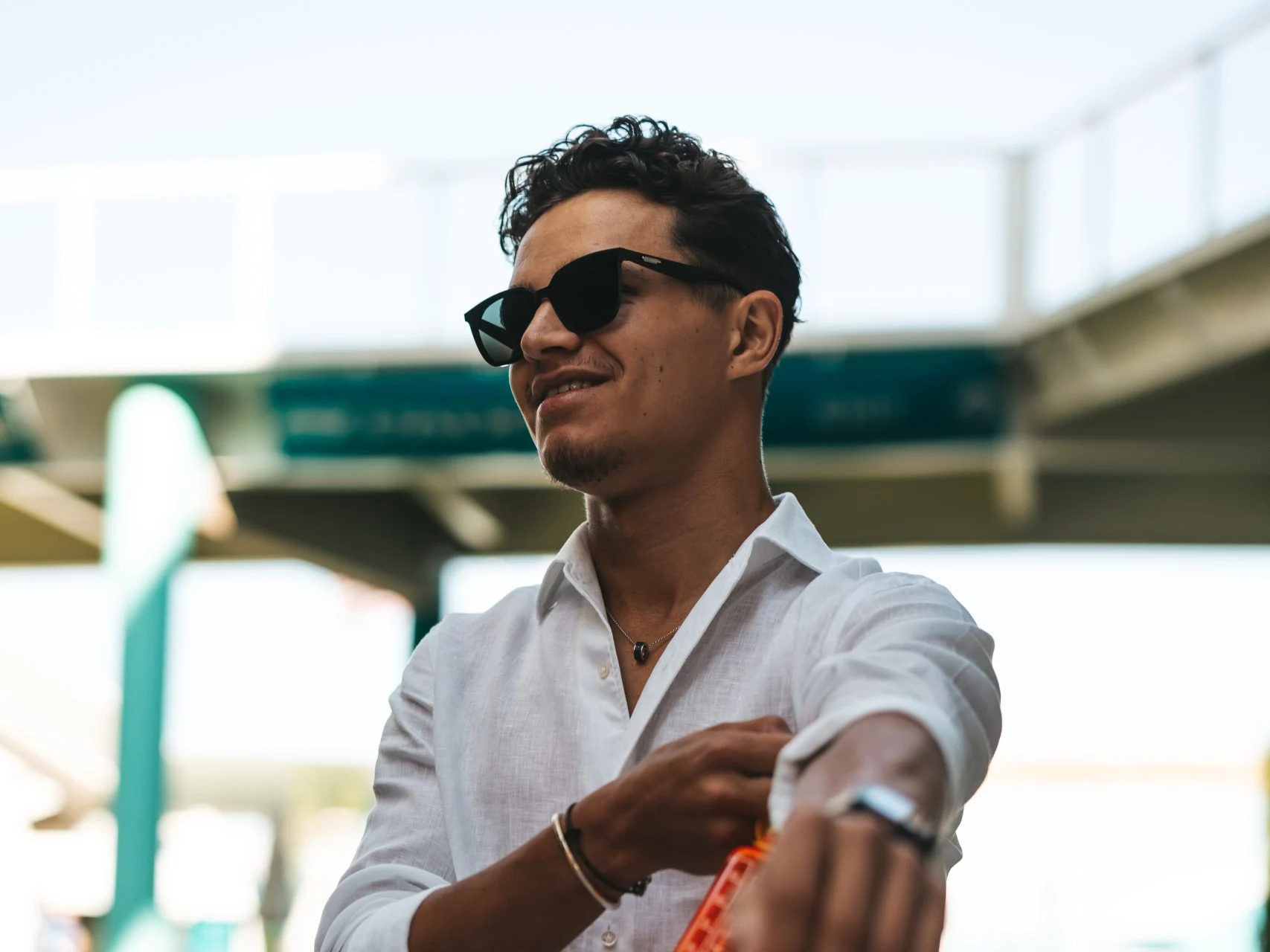 Formula-1 - 2023 - How-lando-and-oscar-will-spend-summer-shutdown - Summer vibes with Lando & Oscar - 1