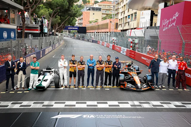 what-it-was-like-to-be-on-the-grid-as-mclaren-legends-past-and-present