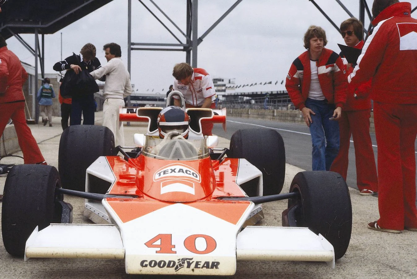 Latest-news - Mclarenracing - Article - Gilles-villeneuve-44-years-2174936