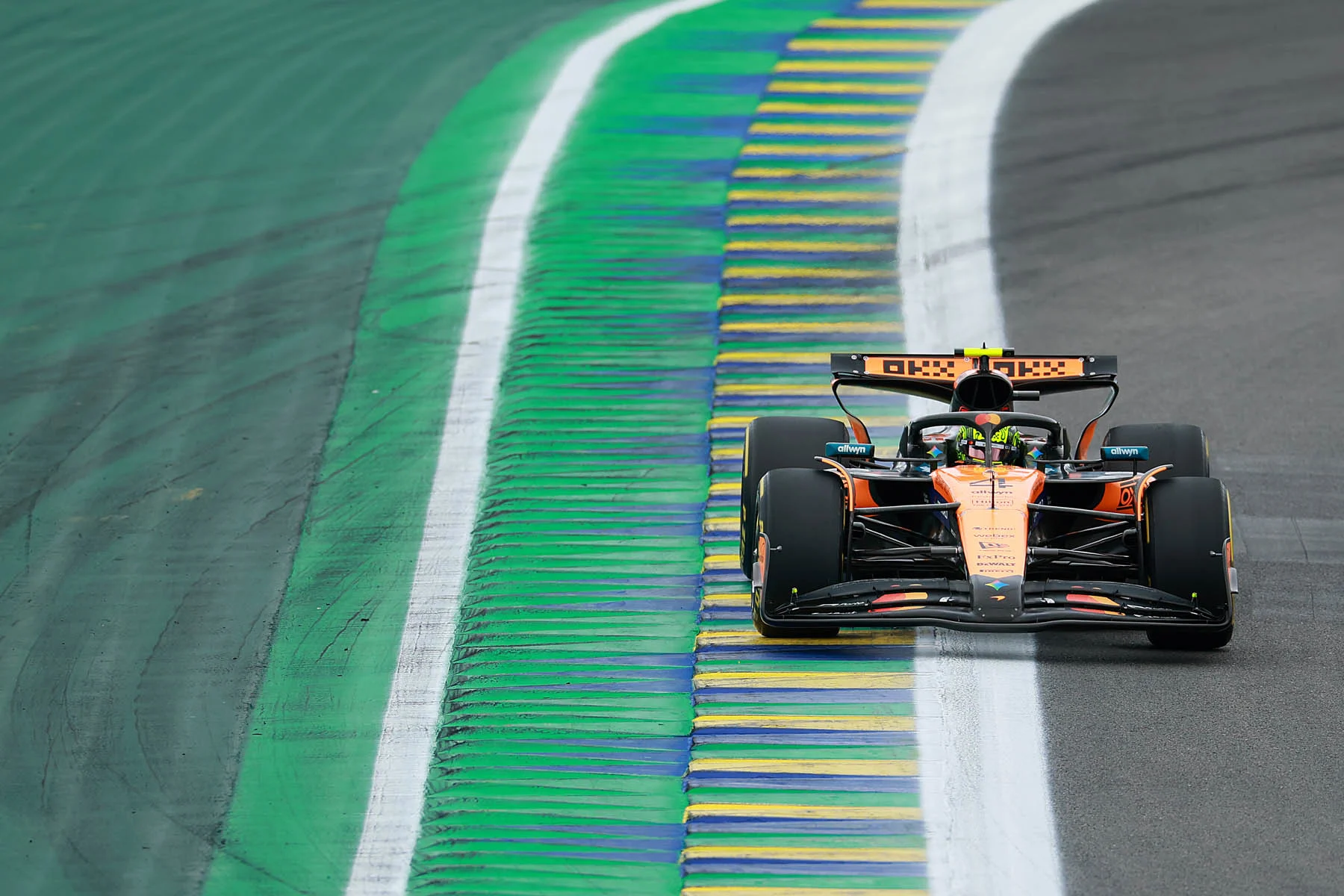 Formula-1 - 2025 - Sao-paulo-grand-prix - Race-report - 2025 São Paulo Grand Prix – McLaren Race report "This one was for one of my mentors, Gil, I hope he'd be very proud" - 10