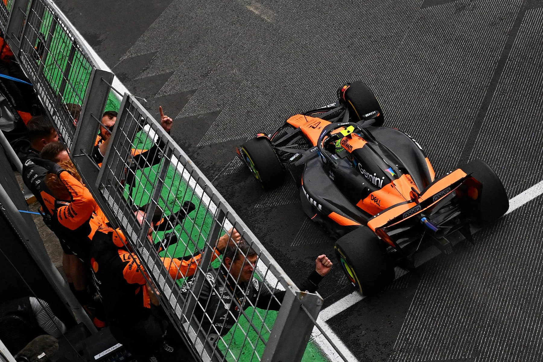 Formula-1 - 2025 - Sao-paulo-grand-prix - Race-report - 2025 São Paulo Grand Prix – McLaren Race report "This one was for one of my mentors, Gil, I hope he'd be very proud" - 4
