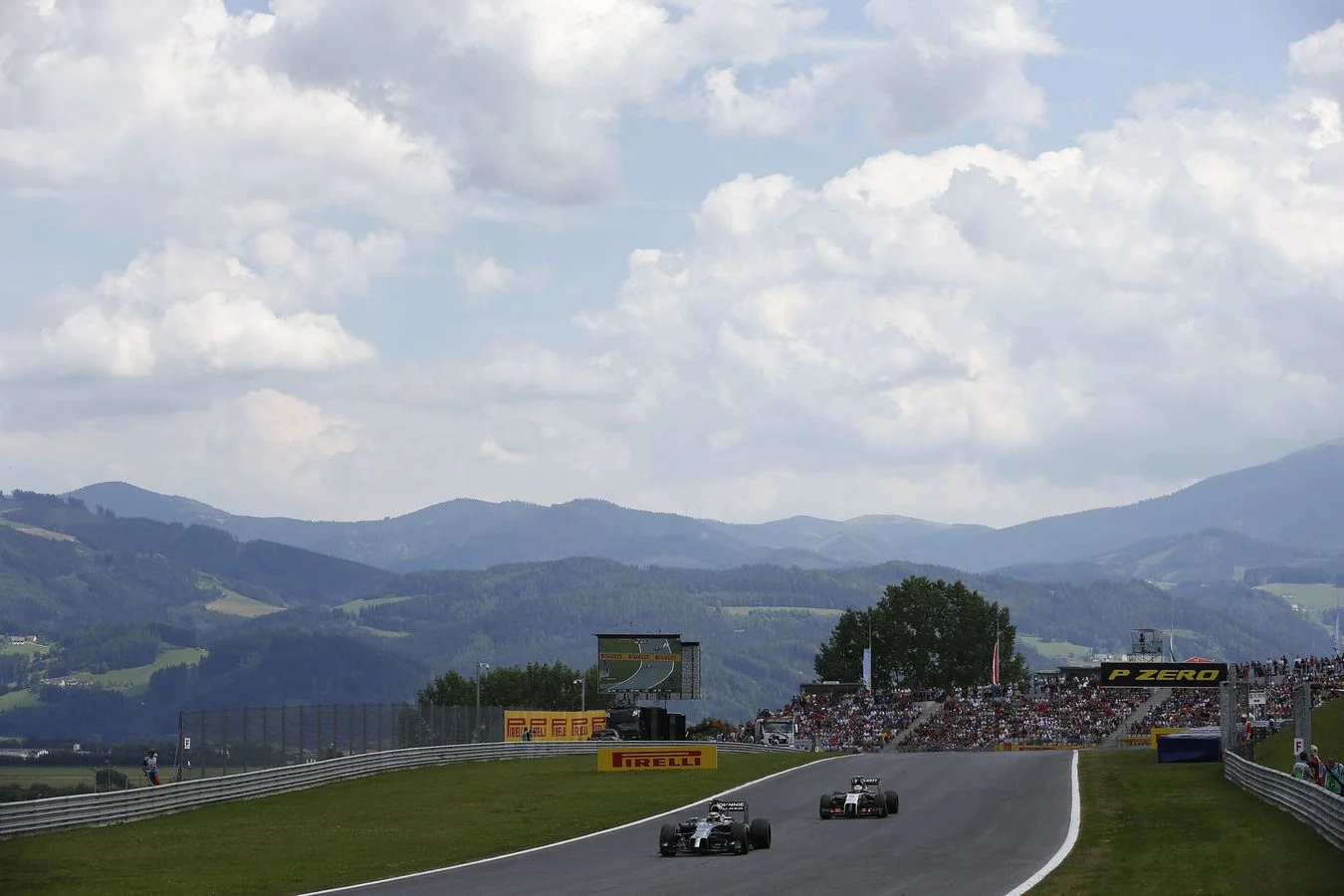 Team - Spotlight-on-the-season-mclaren-in-2014