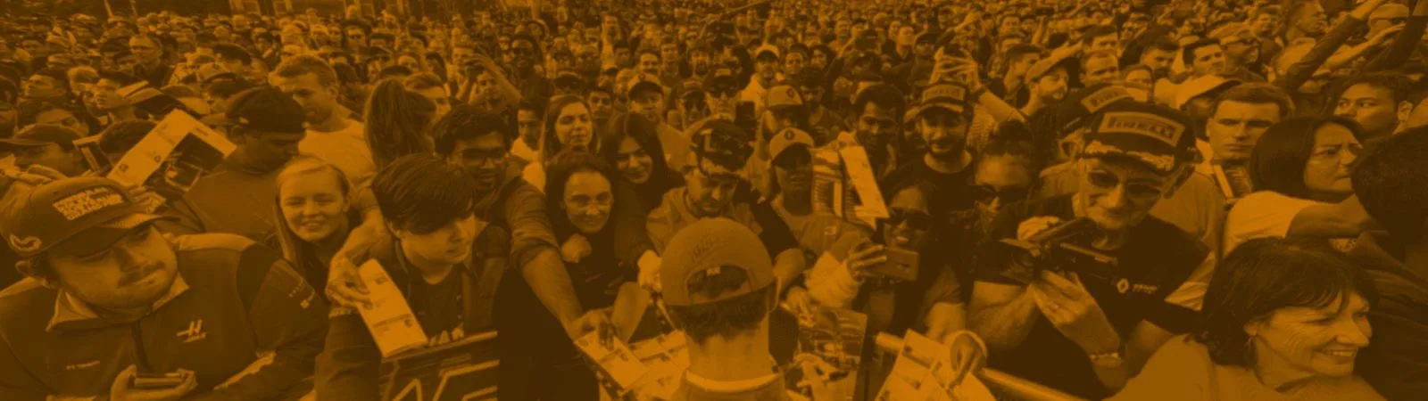 Father's Day We've put together the ultimate gift bundle, featuring all your favourite 'Dad friendly' accessories