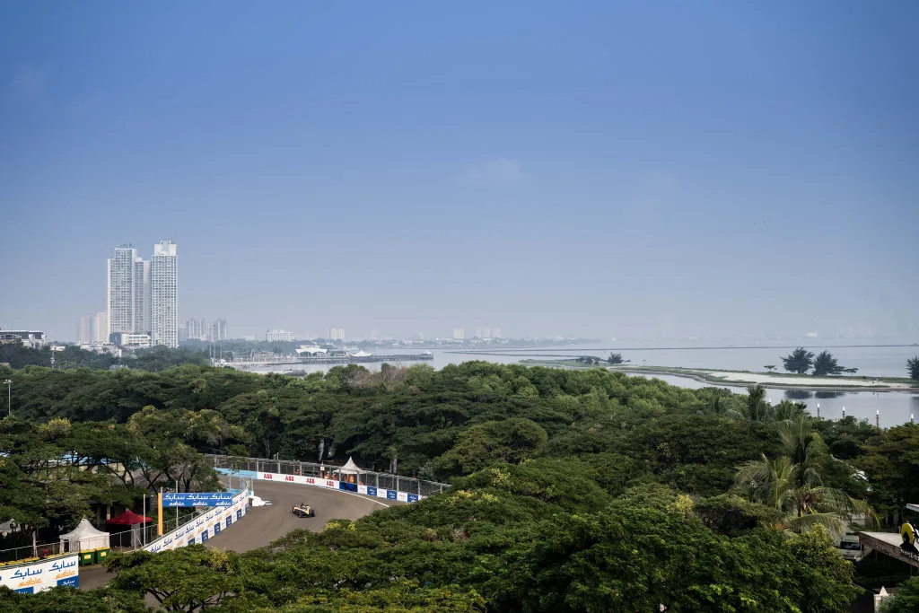 Listing Card Formula-e - 2025 - Schedule Jakarta E-Prix