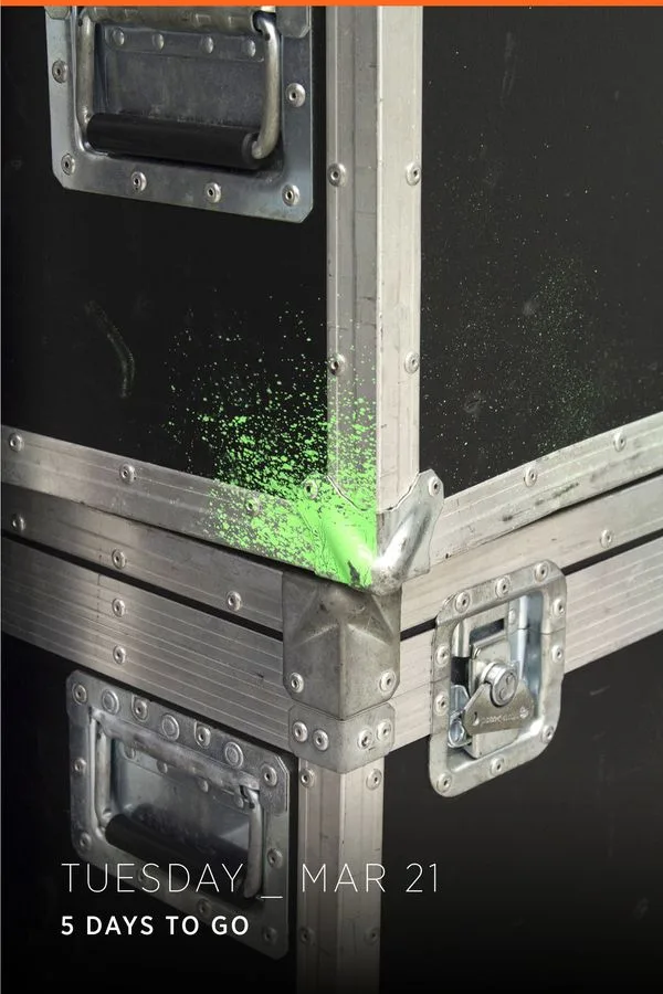 Team - Working-round-clock-3188787