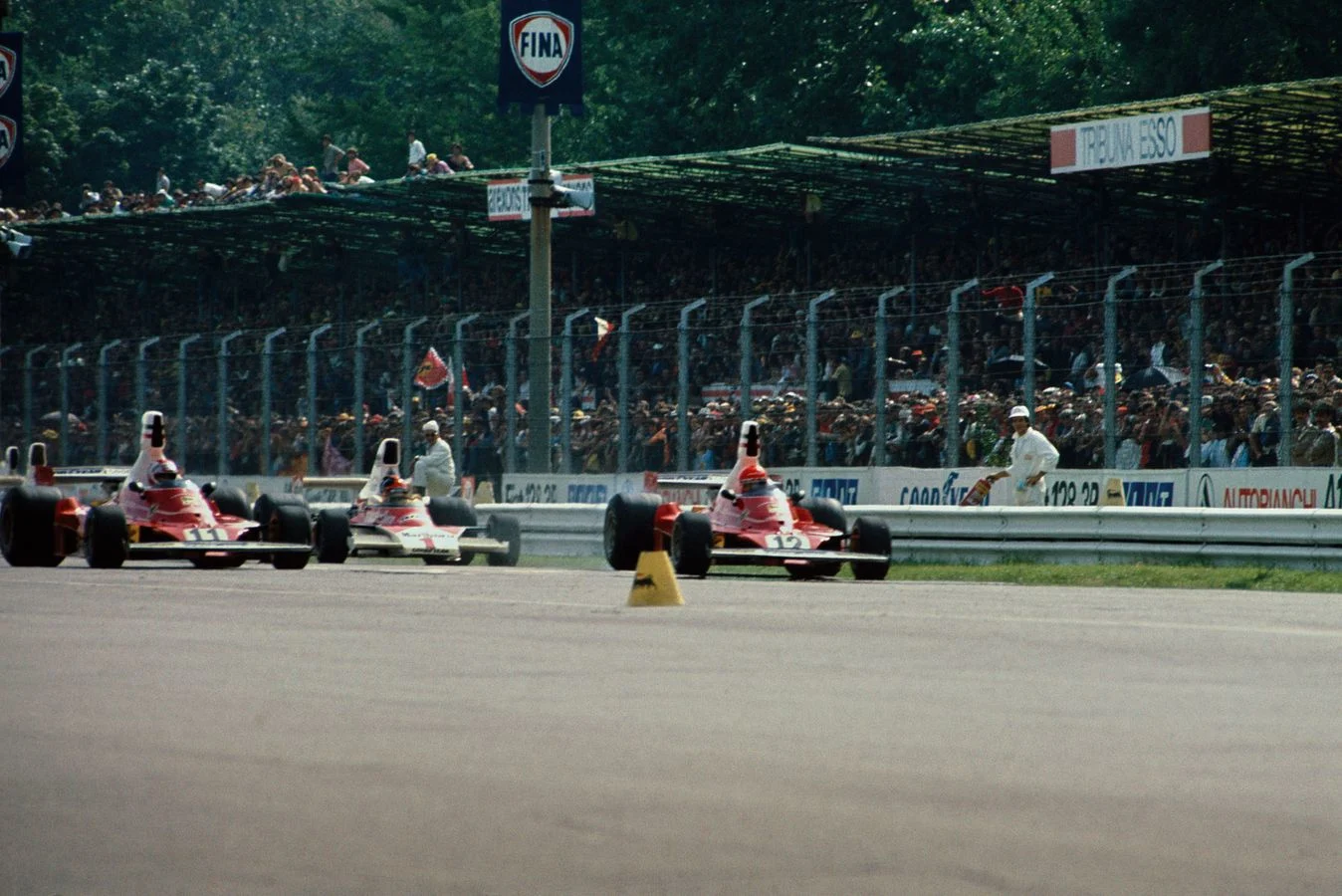 Heritage - Formula-1 - Drivers - Emerson-fittipaldi - The-mighty-5-emmos-most-iconic-mclaren-races