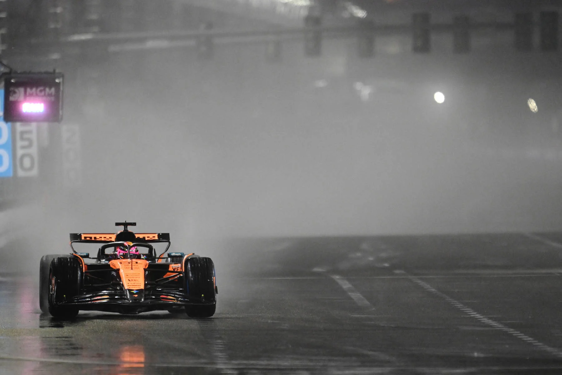 Formula-1 - 2025 - Las-vegas-grand-prix - Qualifying-report - 2025 Las Vegas Grand Prix – McLaren Qualifying Report "Pole in such tricky conditions was definitely not easy, but that makes the result even better" - 8