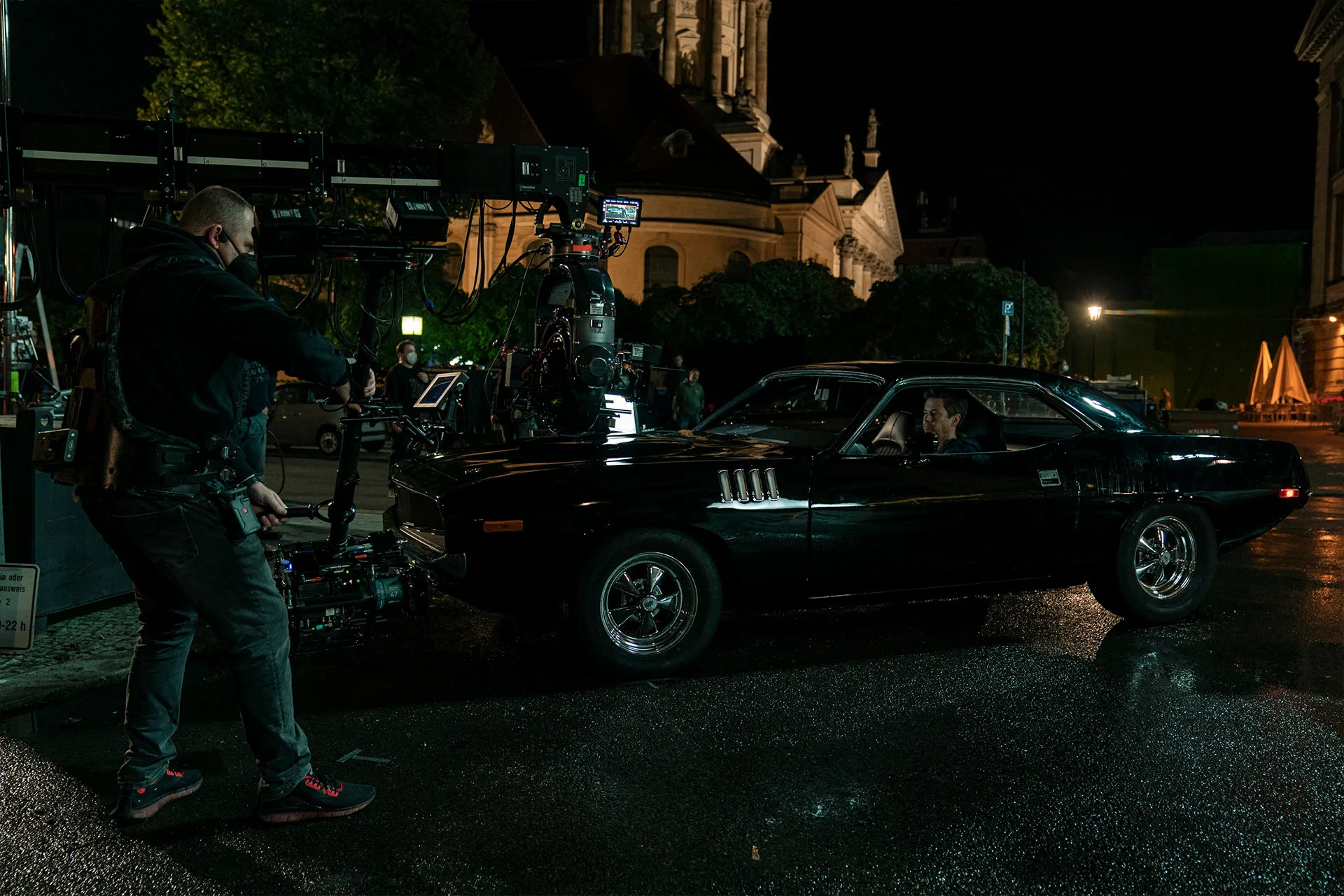 Extreme-e - Mclarens-movie-star