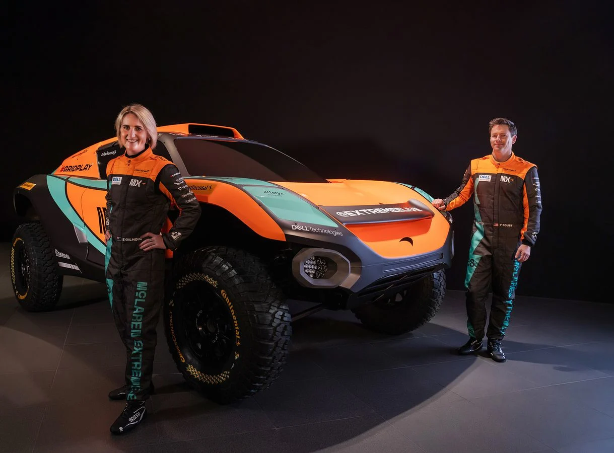 Extreme-e - Mclaren-unveils-new-mx-extreme-e-2022-livery-and-team-ahead-inaugural-race-saudi