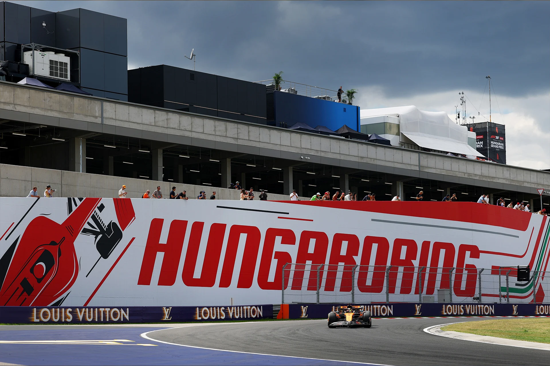 Formula-1 - 2026 - Hungarian-grand-prix - Welcome to Budapest! 🇭🇺  - 3