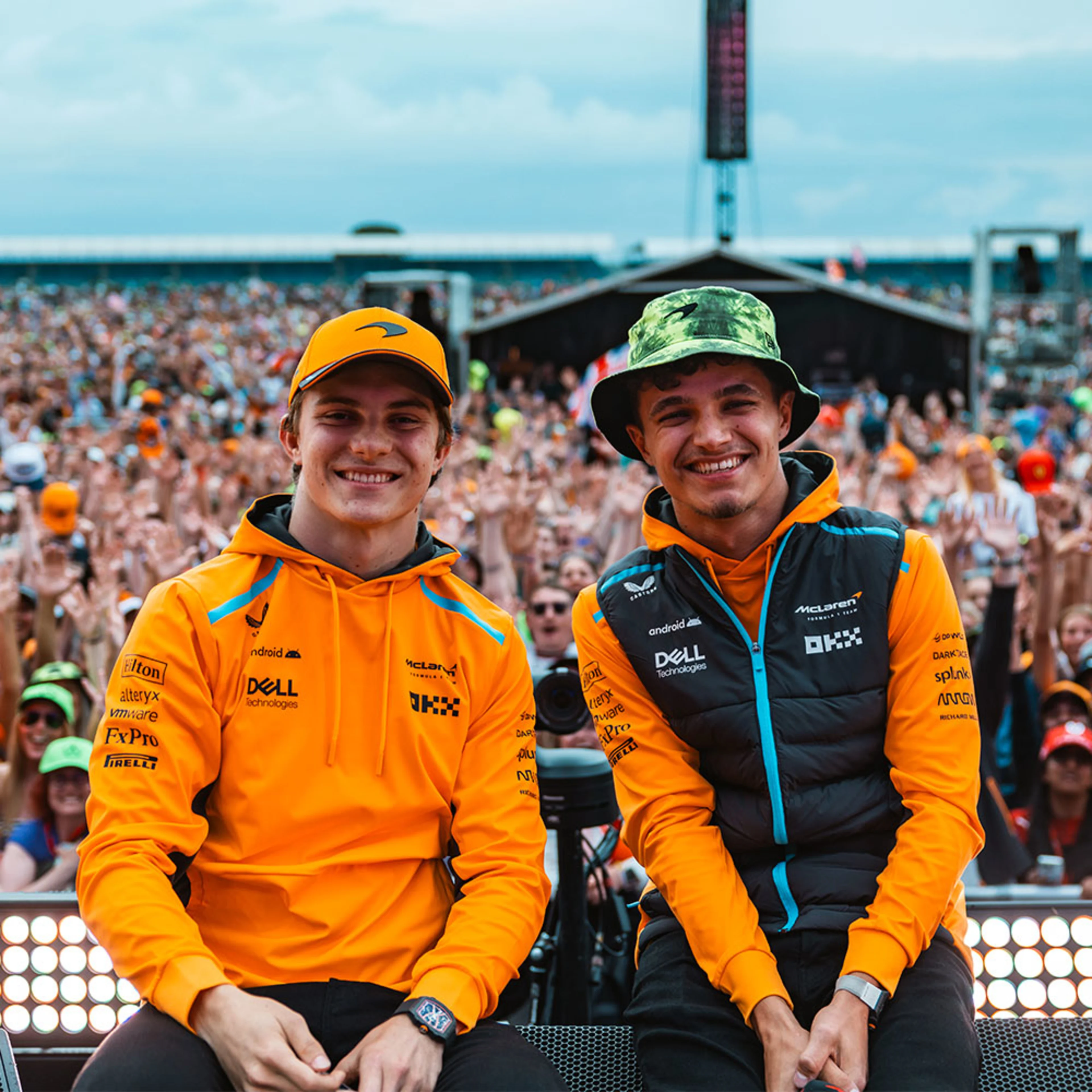 Two Card - Formula-1 - 2024 - Mclaren-racing-announce-multi-year-contract-renewal-with-lando-norris - McLaren Plus Join the team - McLaren Plus