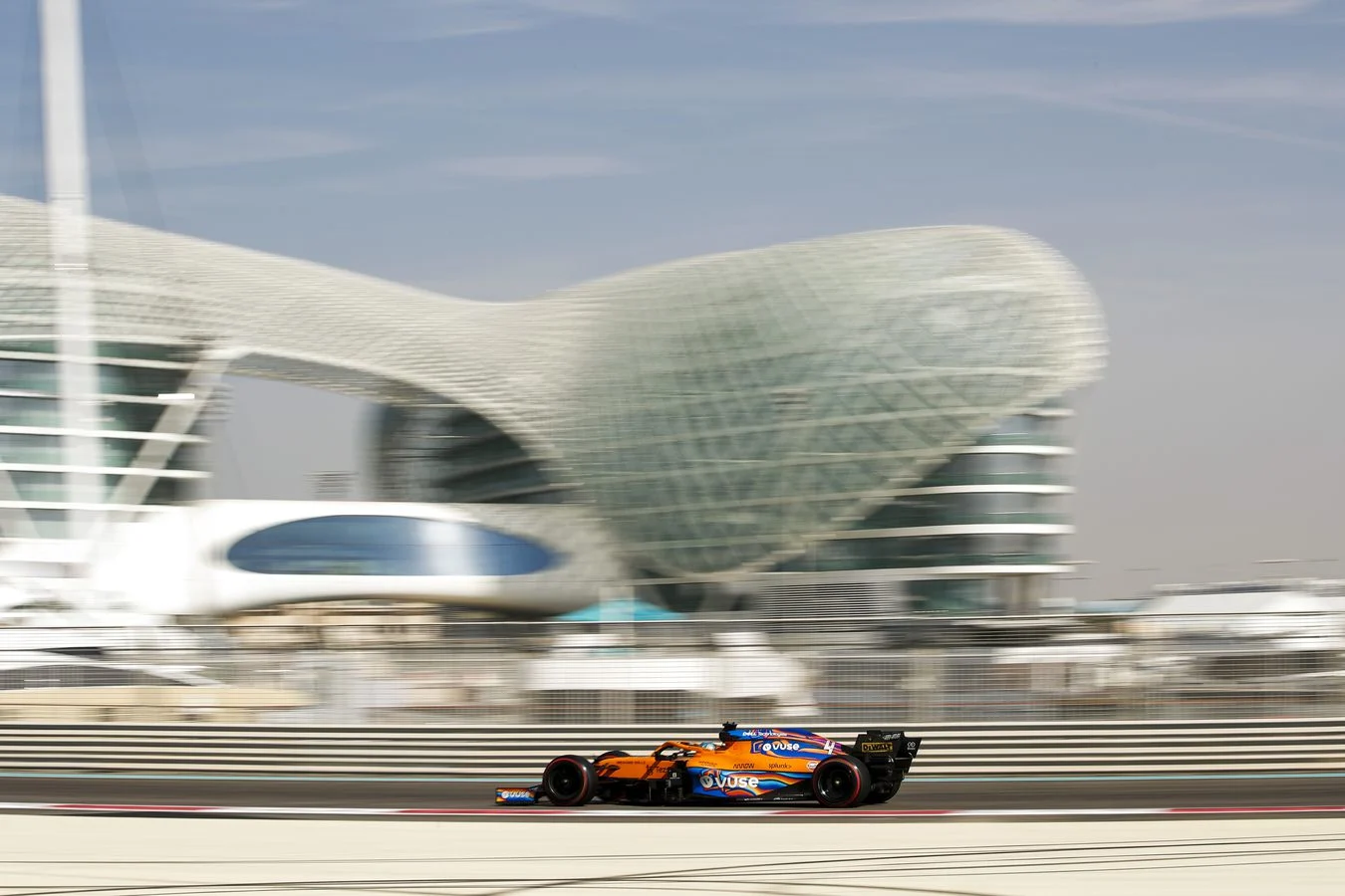 Abu Dhabi test: Day 2 "Big thanks to the whole team here and back home for all their hard work" - 3