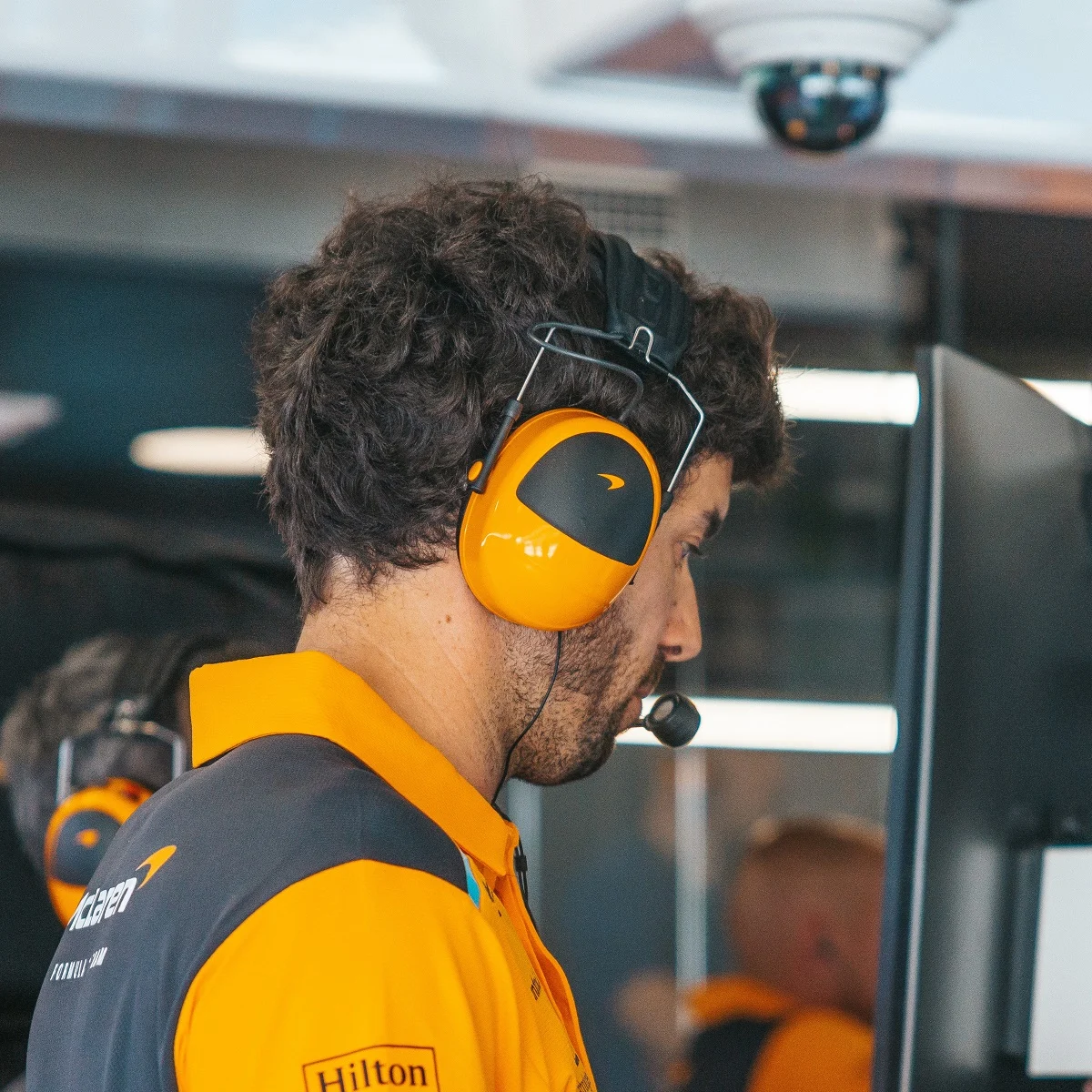 Descriptive Card - The Engineering Room - in partnership with Google Chrome