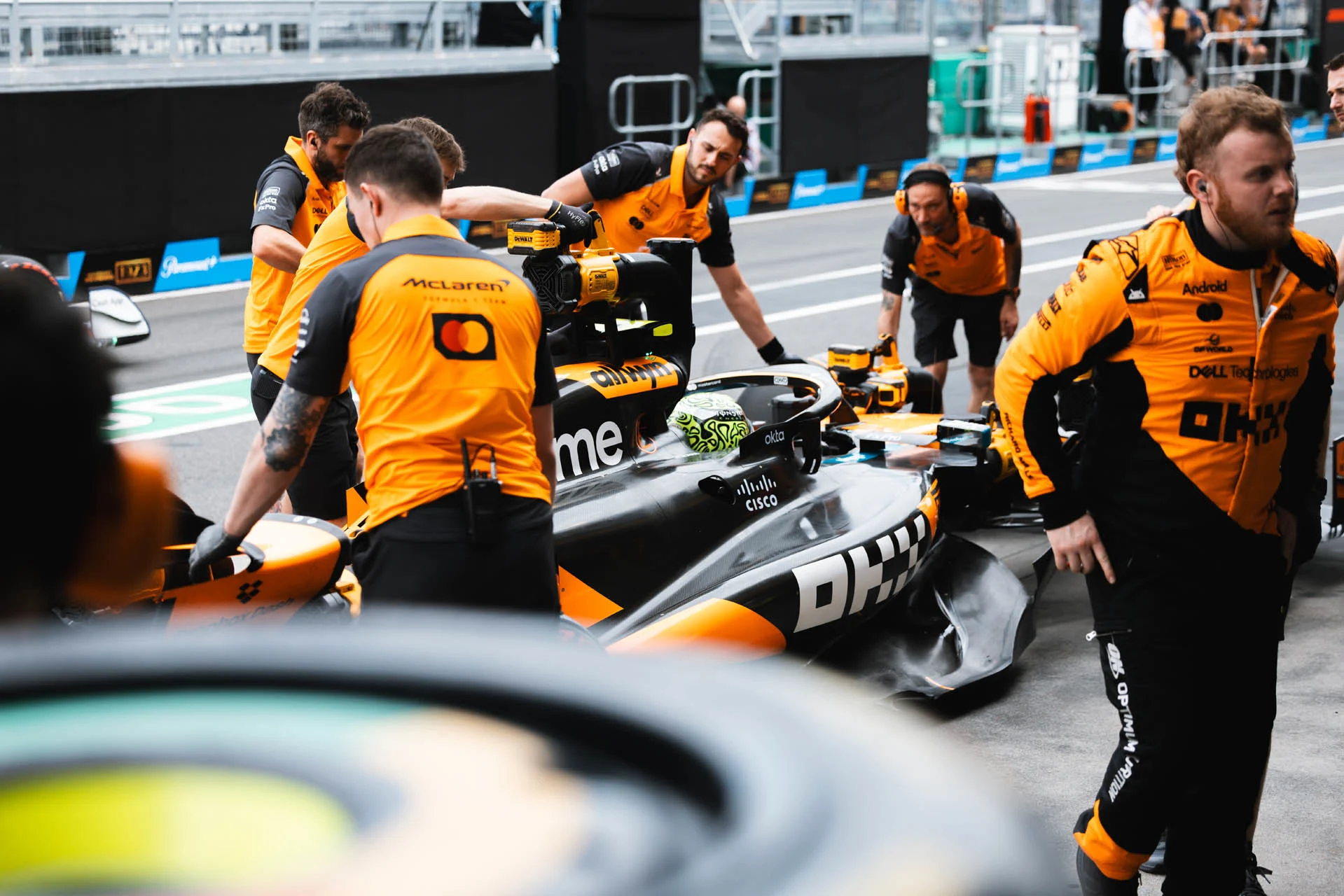 Formula-1 - 2025 - Australian-grand-prix - Qualifying-report - 2025 Australian Grand Prix – McLaren Qualifying Report "The perfect way to start the year" - 4