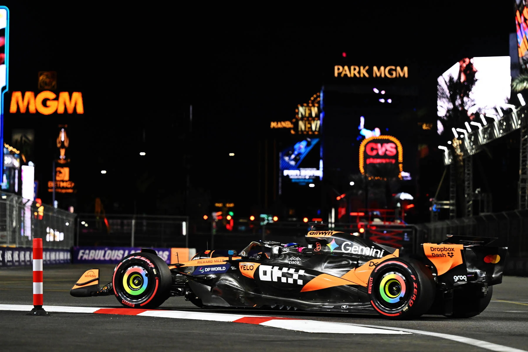 Formula-1 - 2025 - Las-vegas-grand-prix - Practice-report - 2025 Las Vegas Grand Prix – McLaren Practice Report "We will do our utmost to put the drivers in the best possible position to fully exploit the potential available" - 7