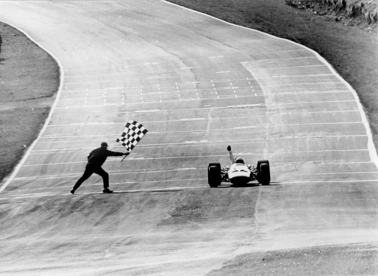 Latest-news - Mclarenracing - Article - Bruce-mclaren-47-years - Remembering Bruce McLaren  Commemorating the life of our founder - 10