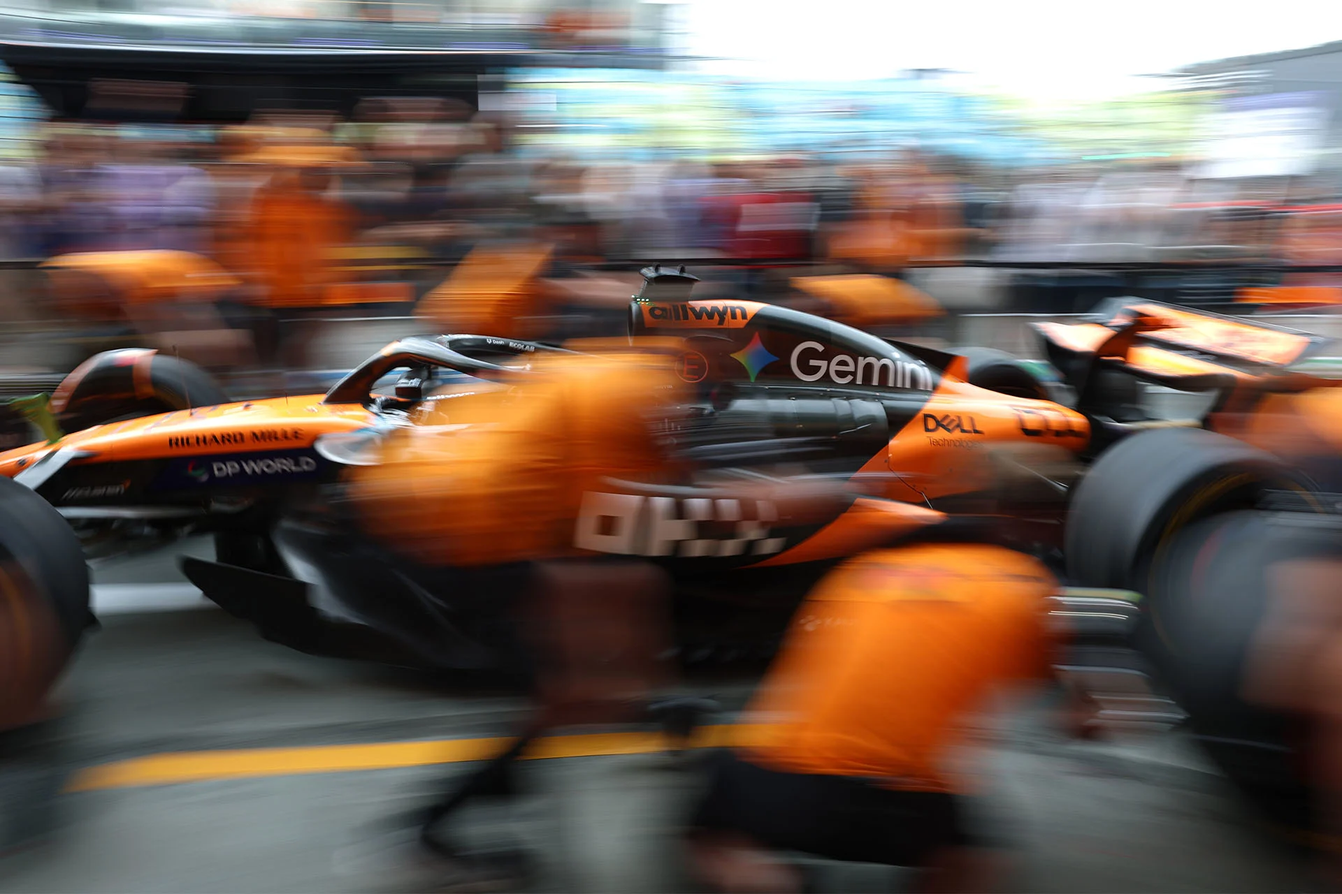 Formula-1 - 2025 - Singapore-grand-prix - Singapore-gp-briefing-powered-by-google-cloud Find your competitive edge with Google Cloud