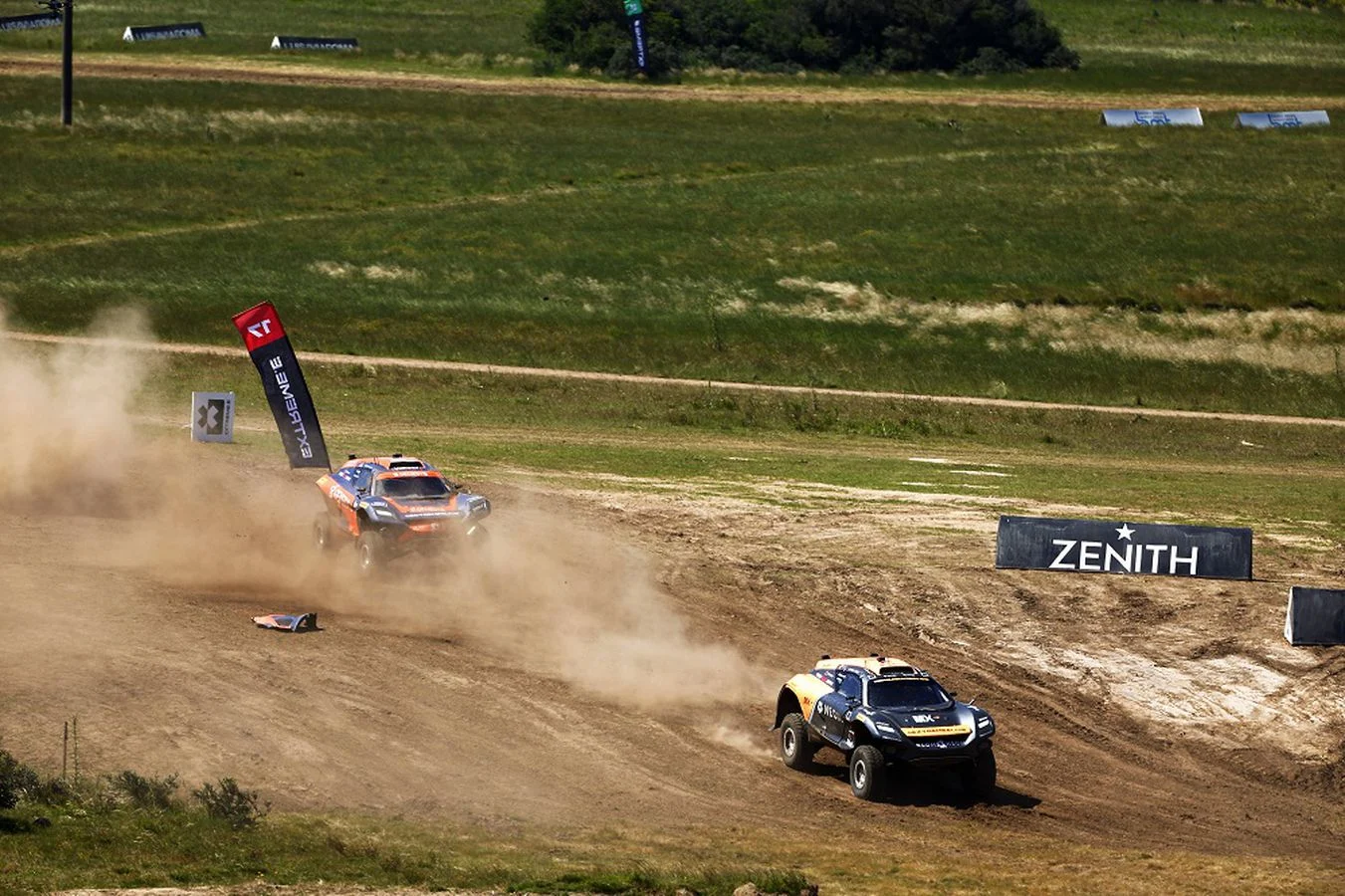 Team - Weve-raised-bar-extreme-e-praises-zak