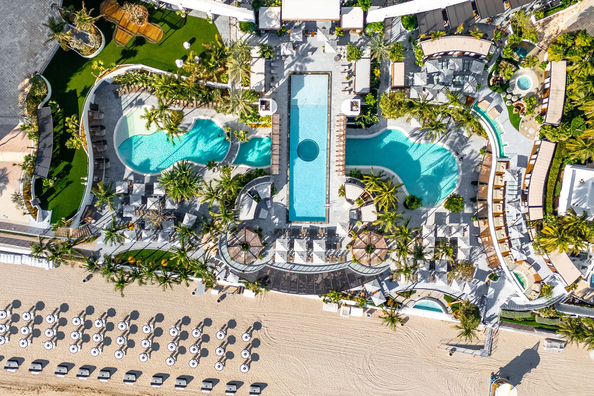 Signia by Hilton Diplomat Beach Resort